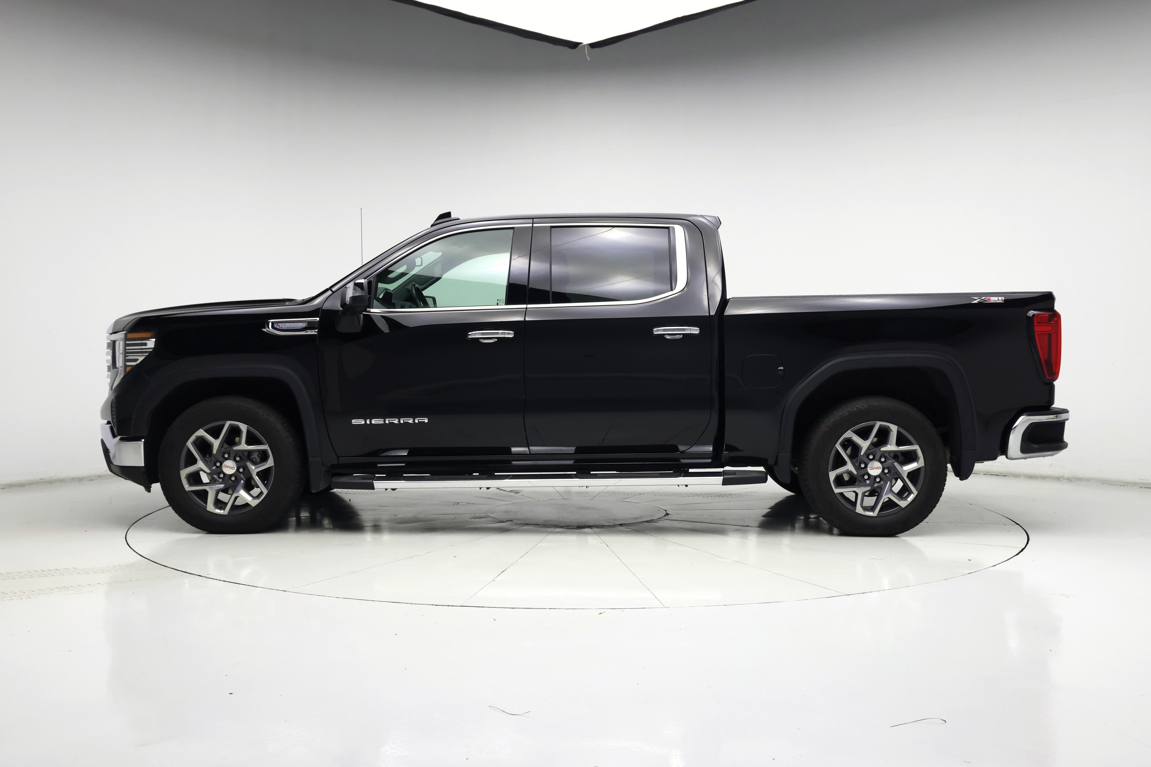 Thumbnail: 2022 GMC Sierra 1500 - 3