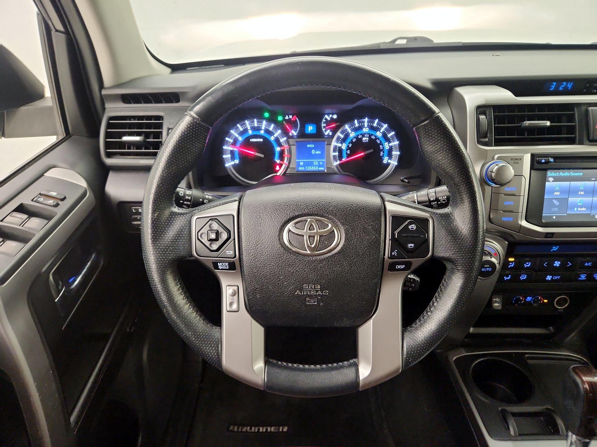 Thumbnail: 2015 Toyota 4Runner - 10