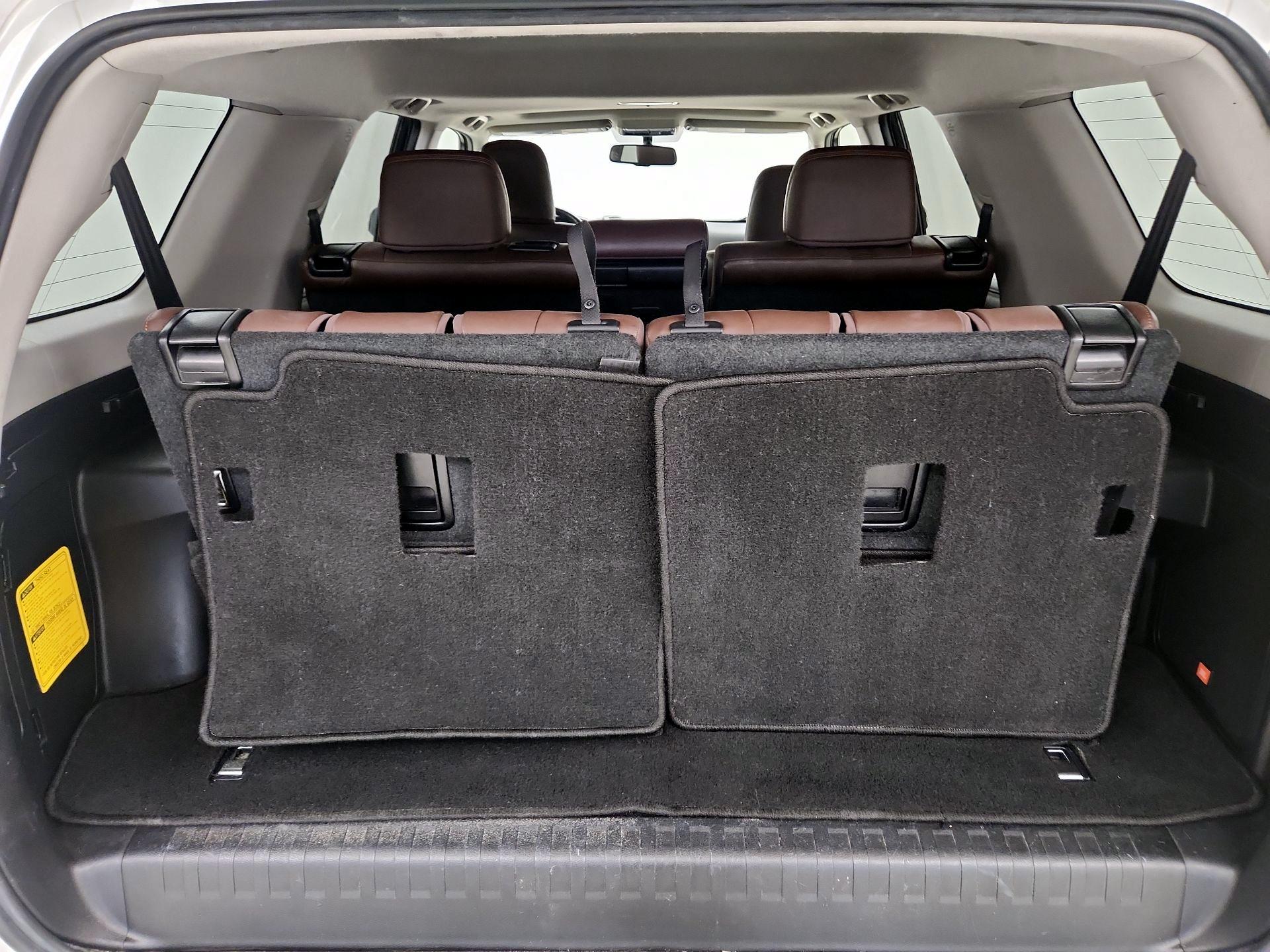 Thumbnail: 2015 Toyota 4Runner - 16