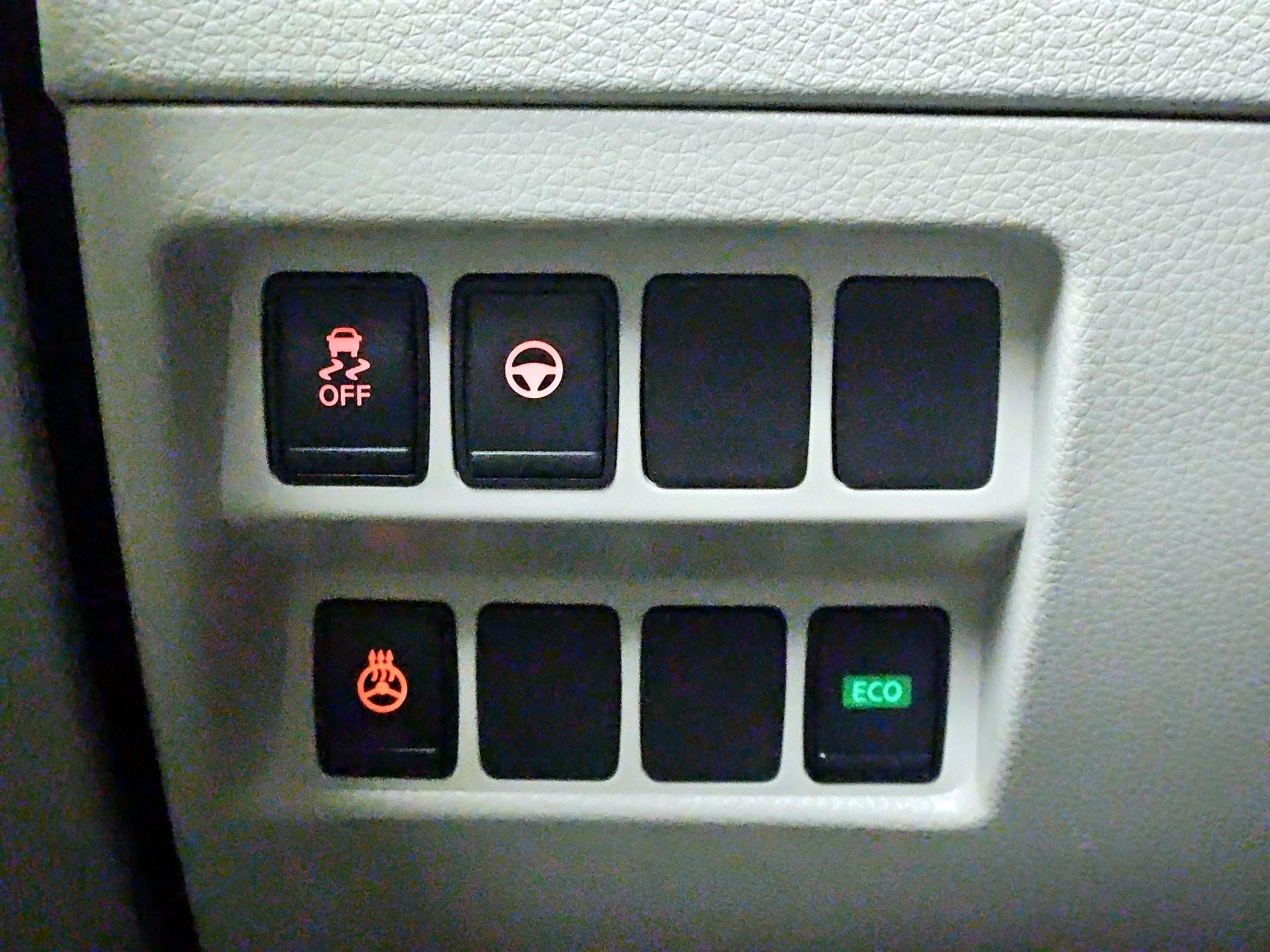 Thumbnail: 2019 Nissan Rogue Sport - 13