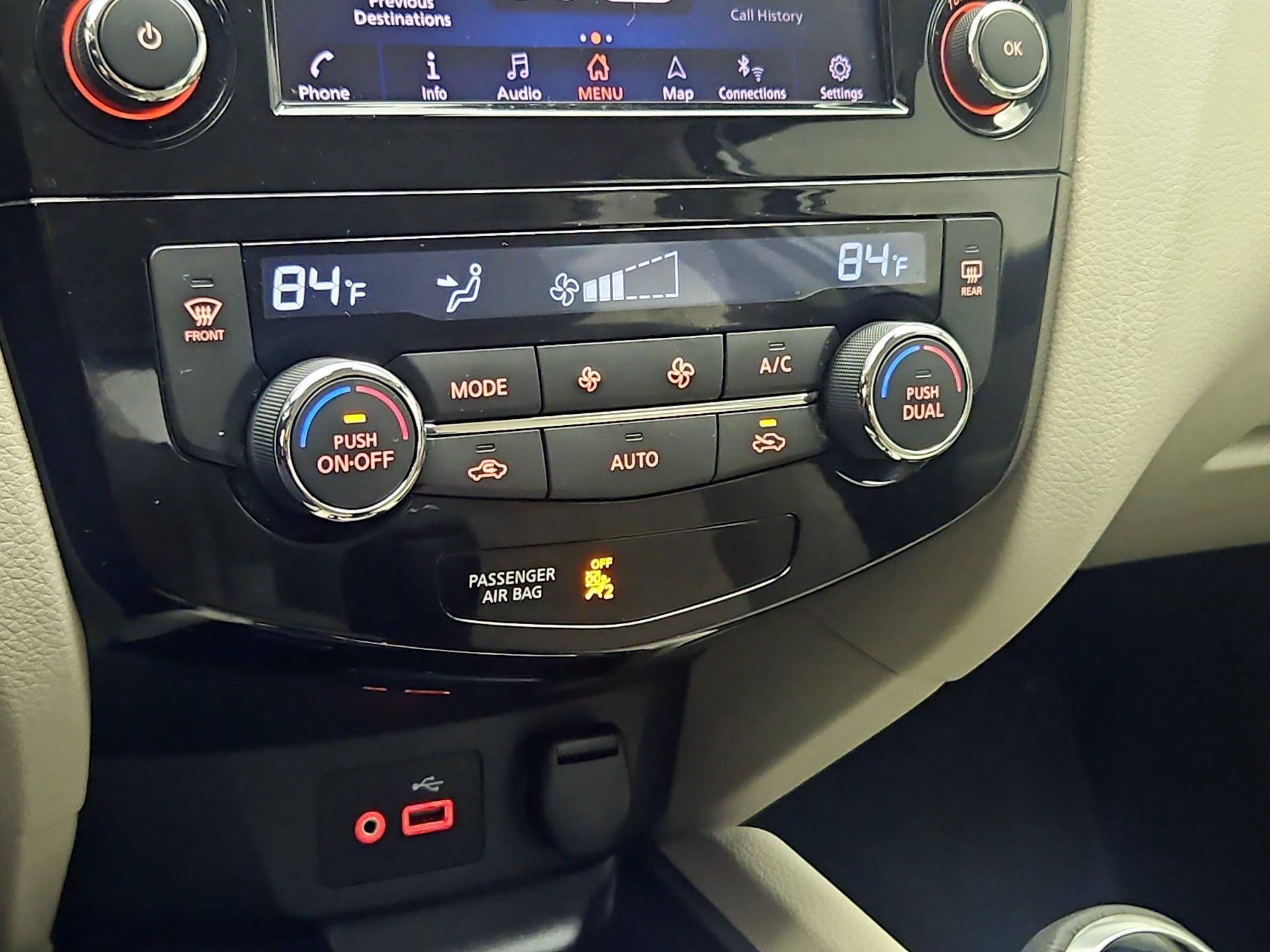 Thumbnail: 2019 Nissan Rogue Sport - 17