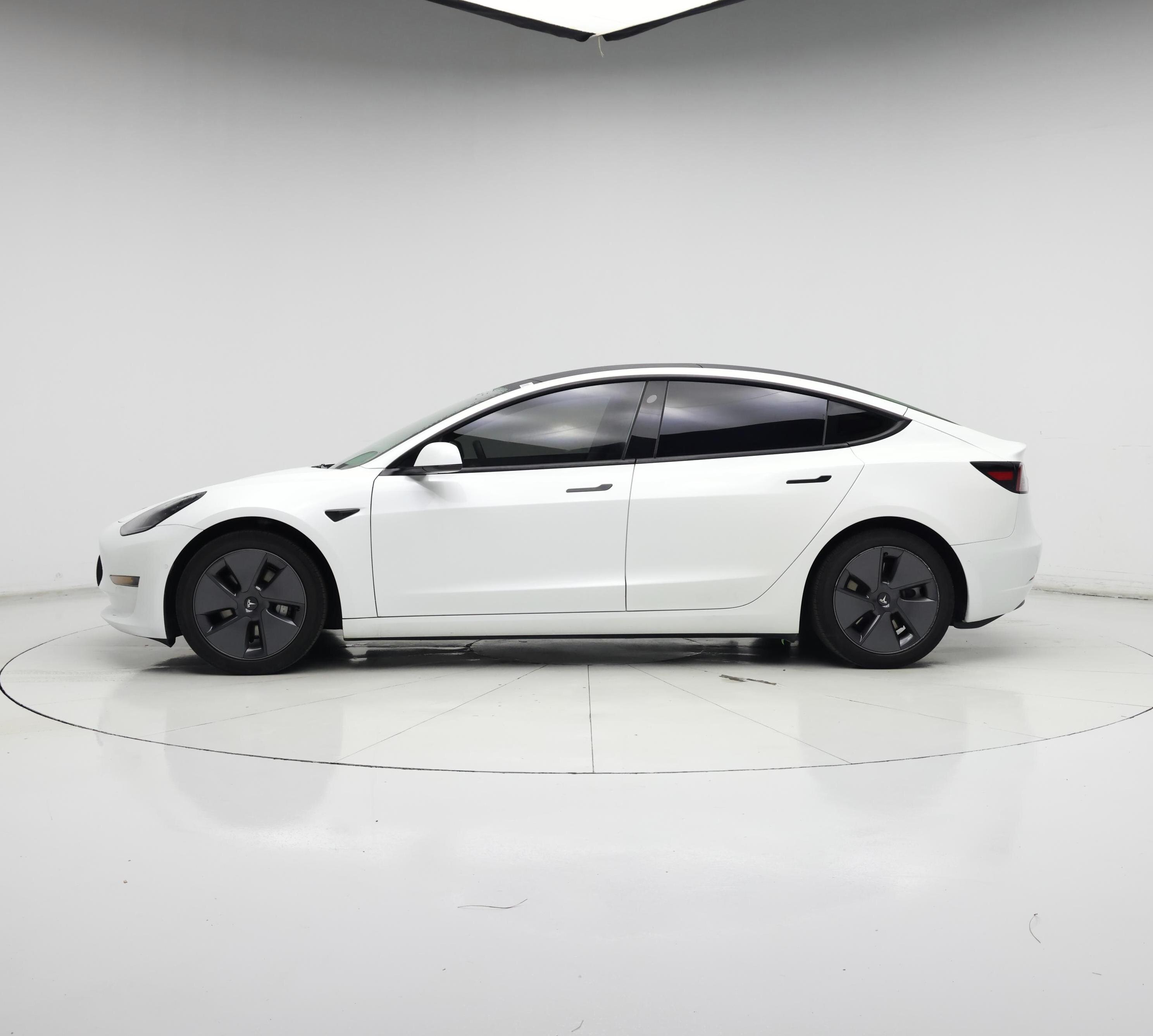 Thumbnail: 2021 Tesla Model 3 - 3