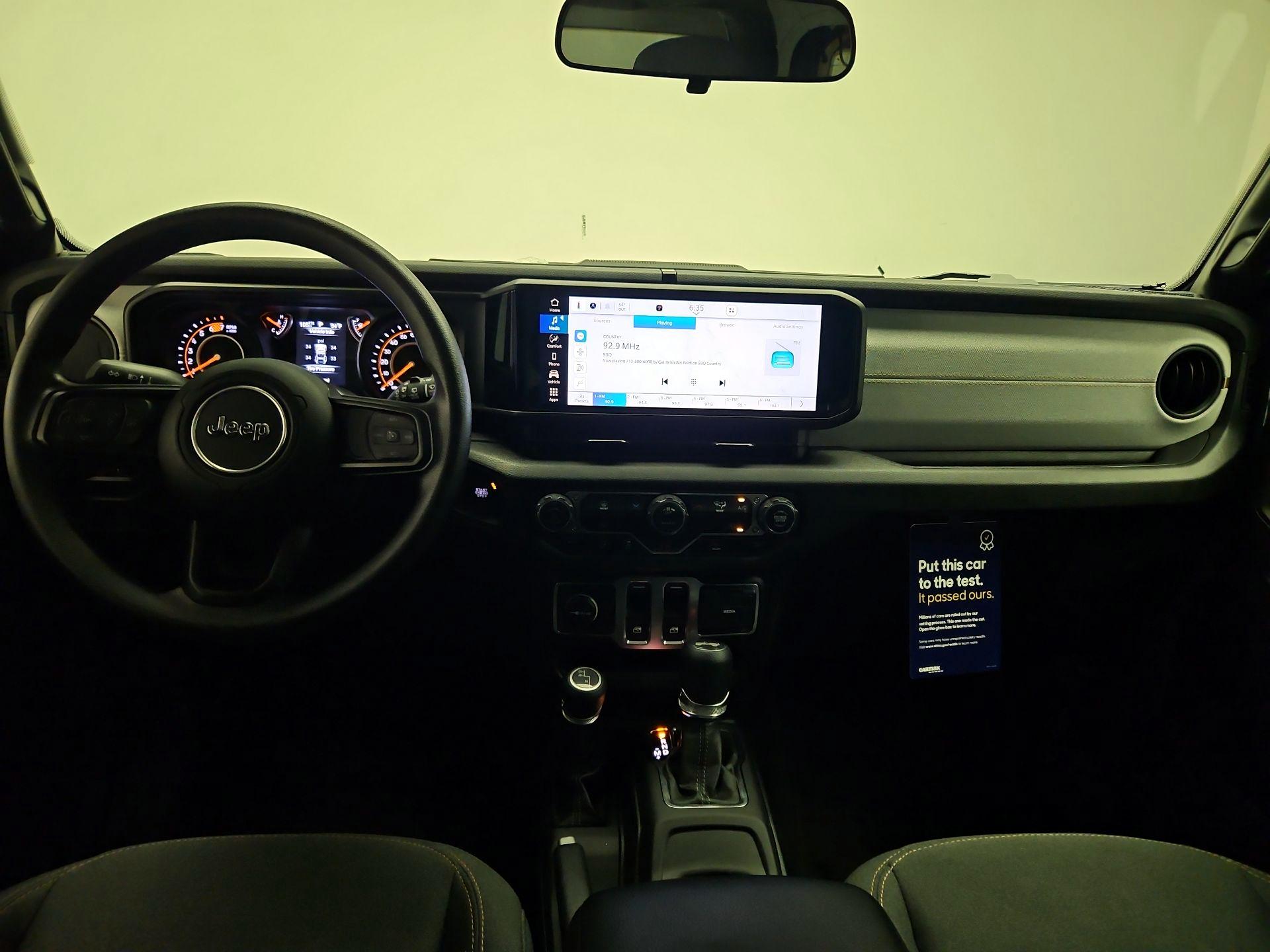 Thumbnail: 2025 Jeep Wrangler - 9