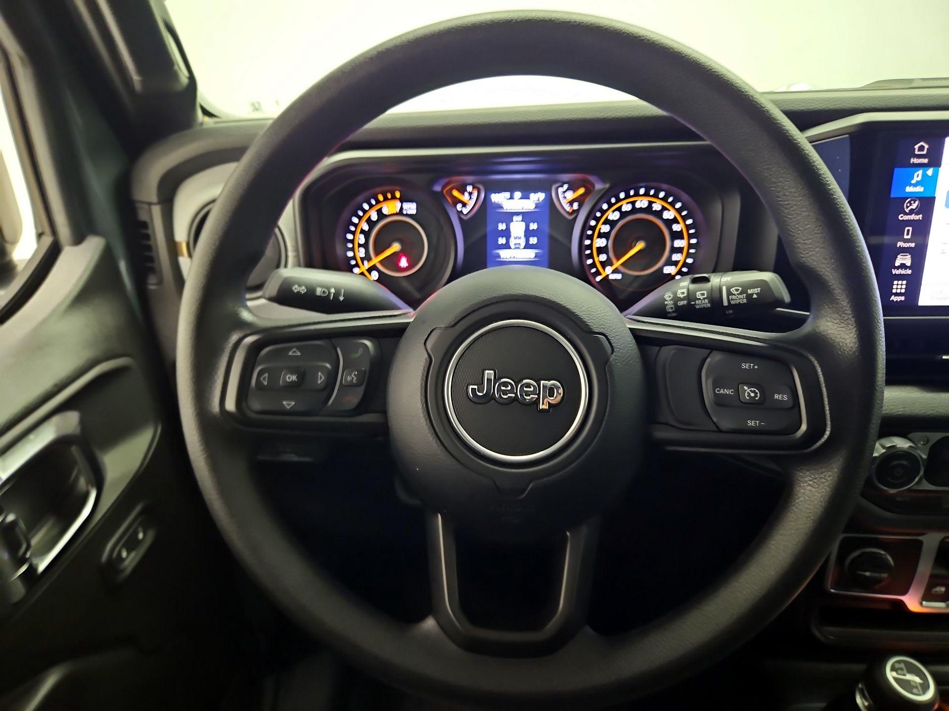 Thumbnail: 2025 Jeep Wrangler - 10