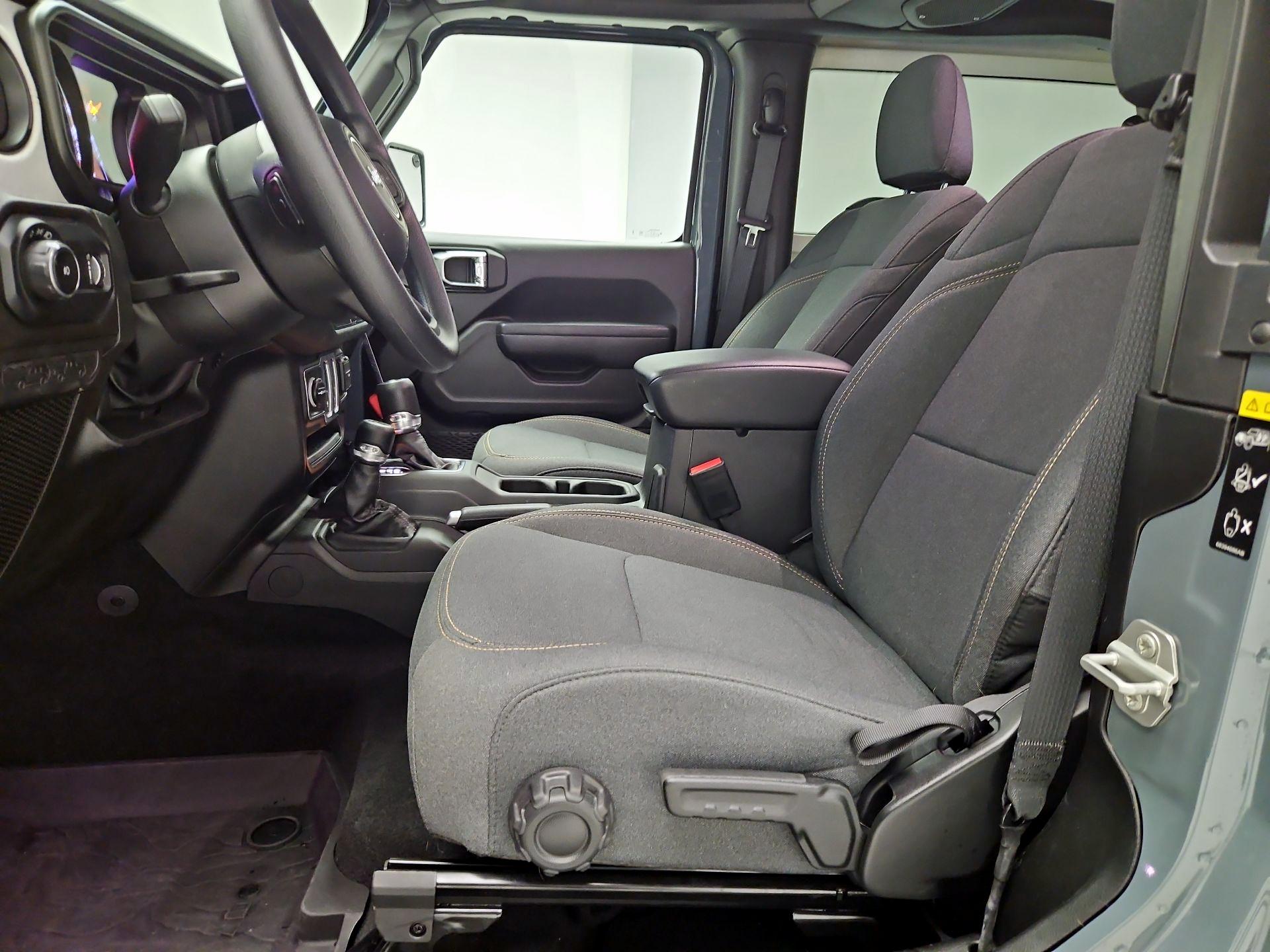 Thumbnail: 2025 Jeep Wrangler - 11