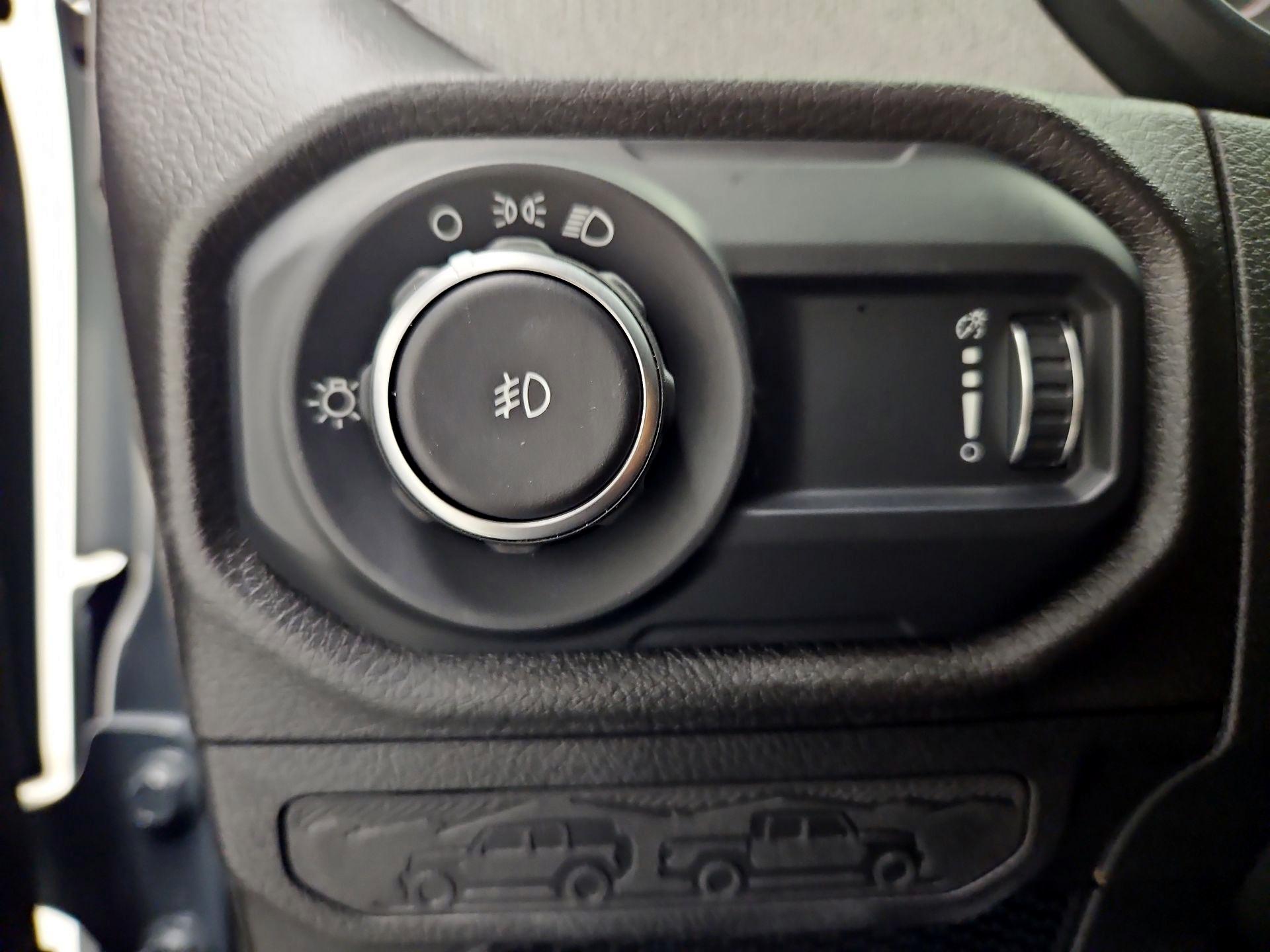 Thumbnail: 2025 Jeep Wrangler - 13