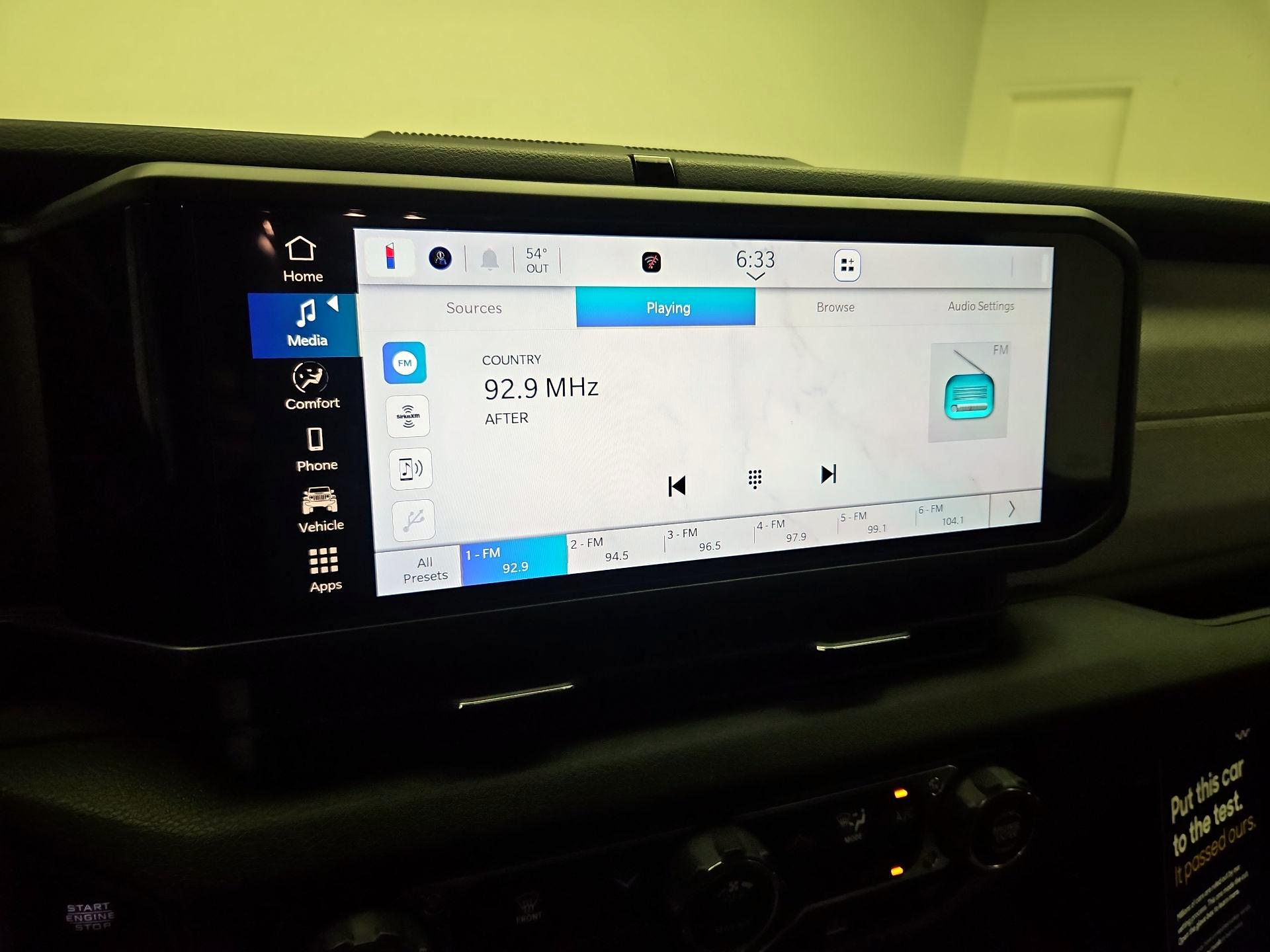 Thumbnail: 2025 Jeep Wrangler - 15