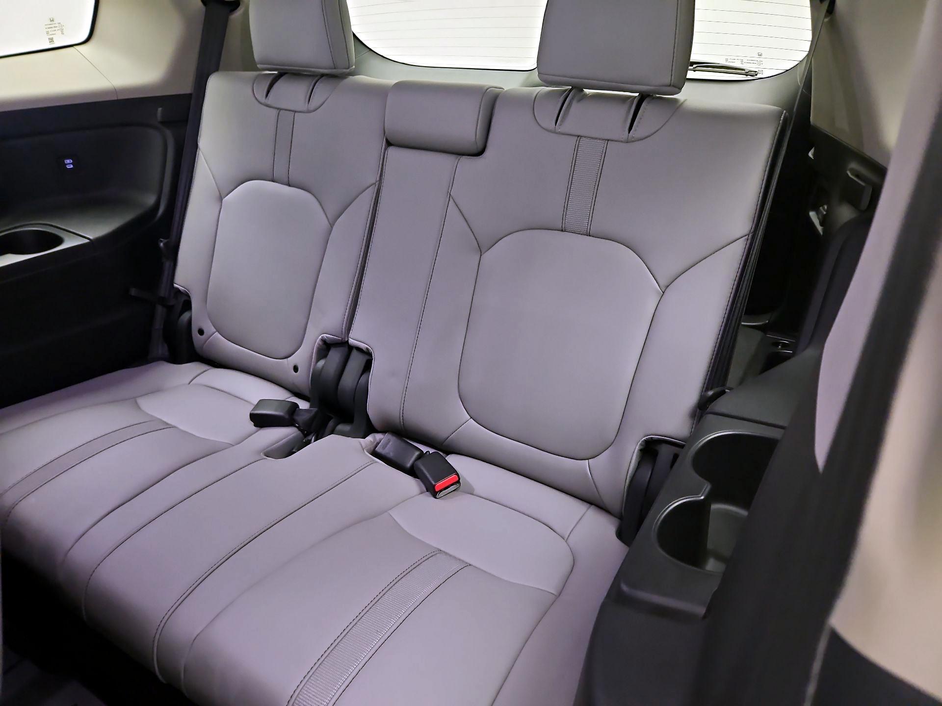 Thumbnail: 2025 Honda Pilot - 20