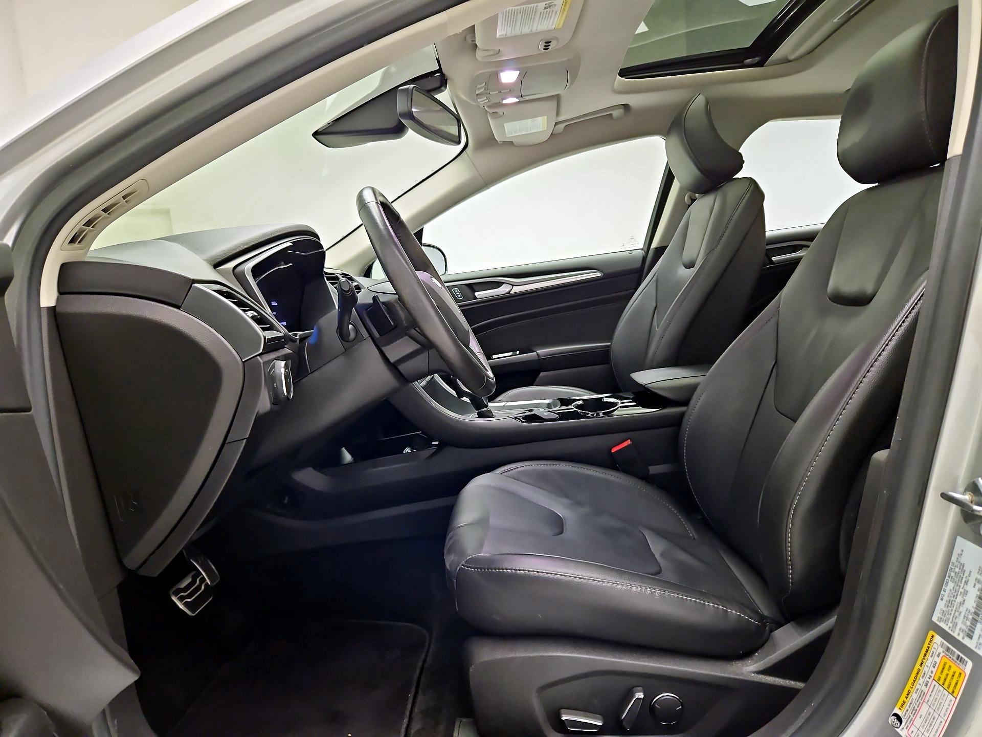 Thumbnail: 2016 Ford Fusion - 9