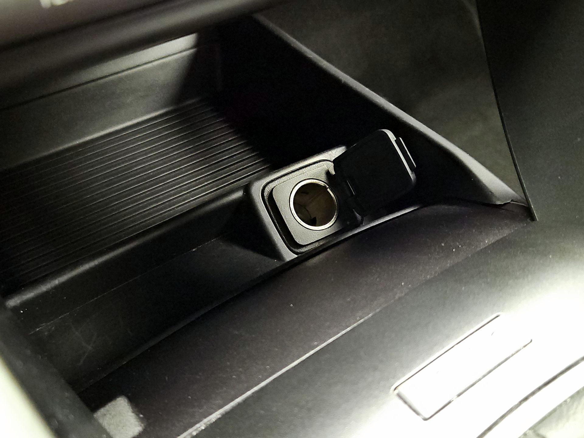 Thumbnail: 2016 Ford Fusion - 17