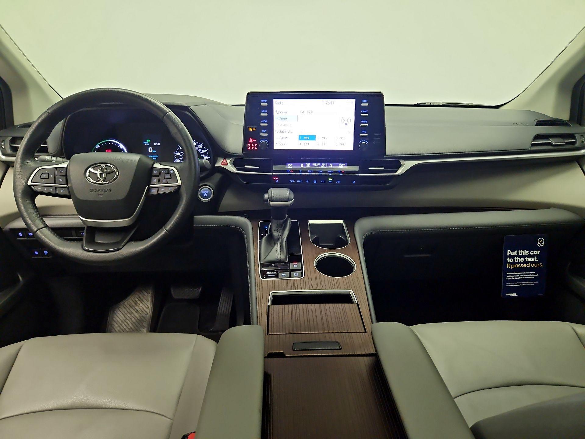 Thumbnail: 2022 Toyota Sienna - 9