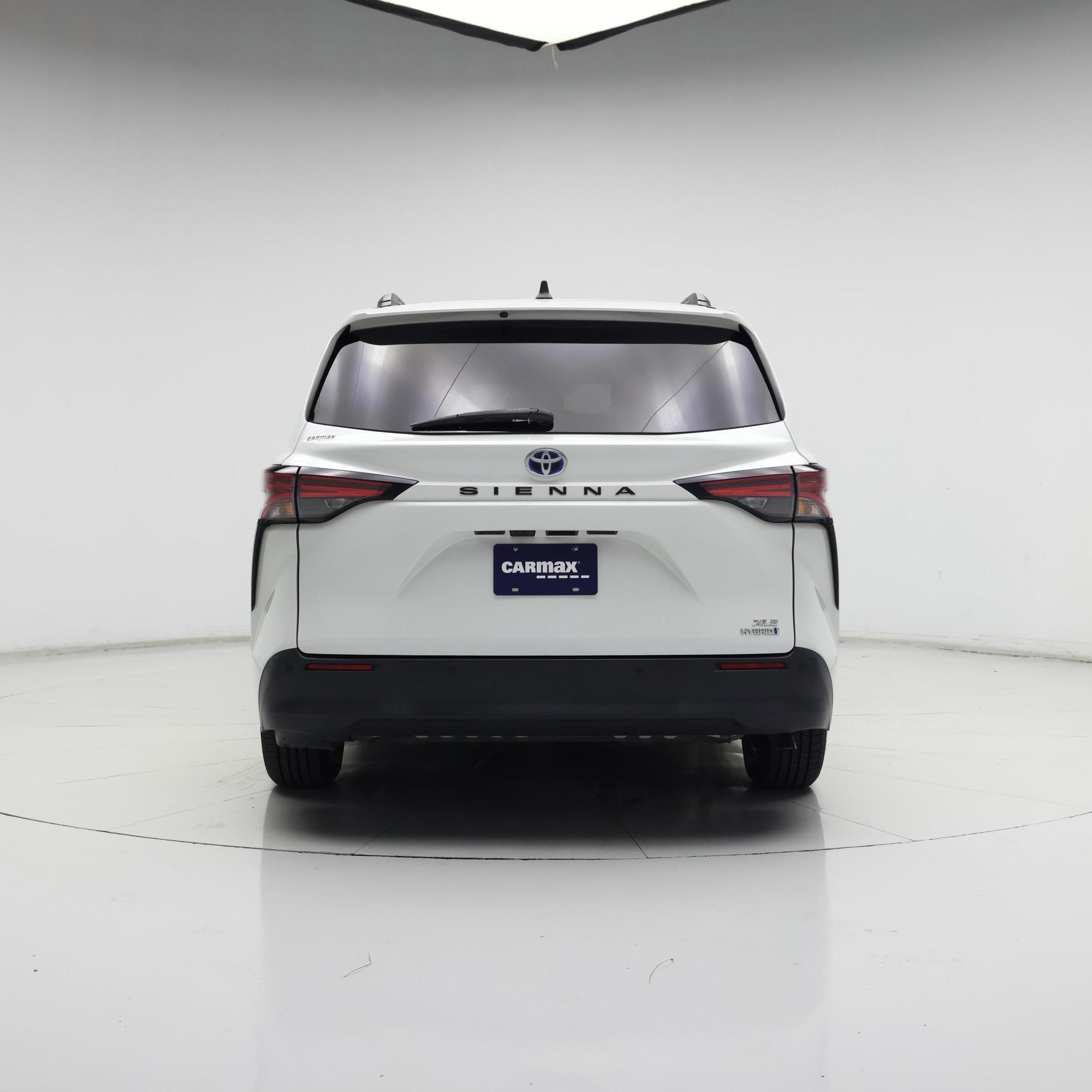 Thumbnail: 2022 Toyota Sienna - 6