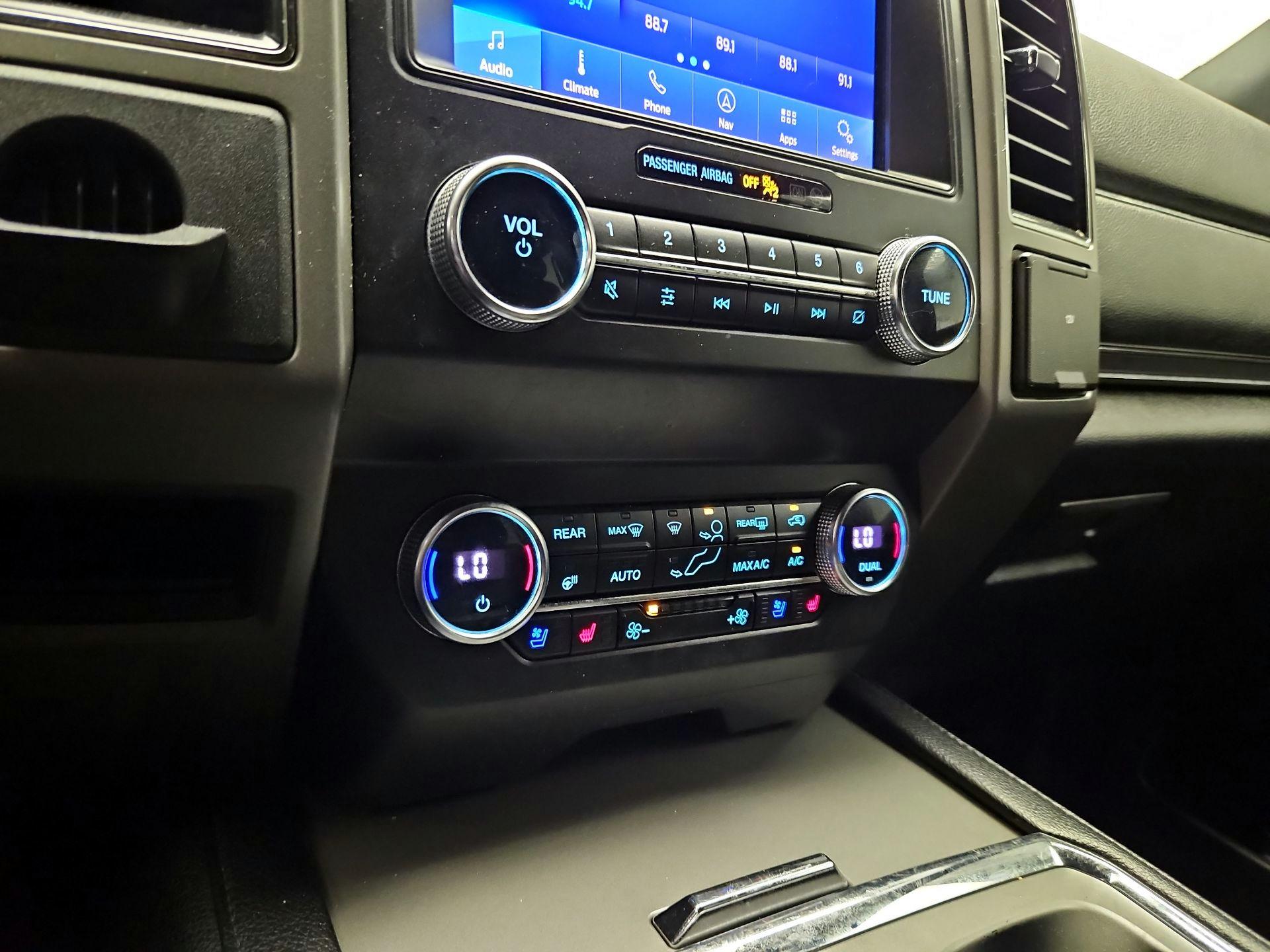 Thumbnail: 2020 Ford Expedition - 16