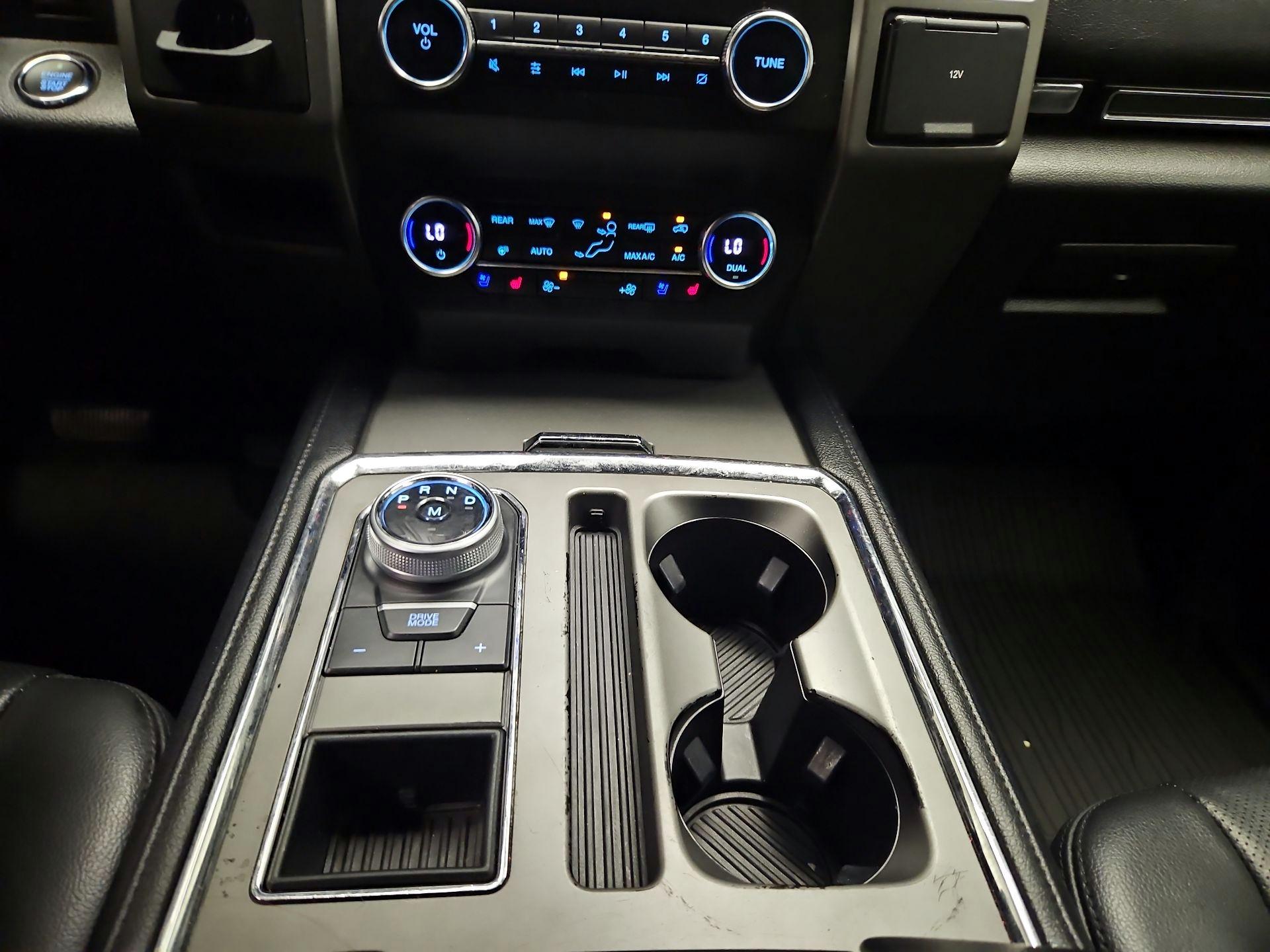 Thumbnail: 2020 Ford Expedition - 17