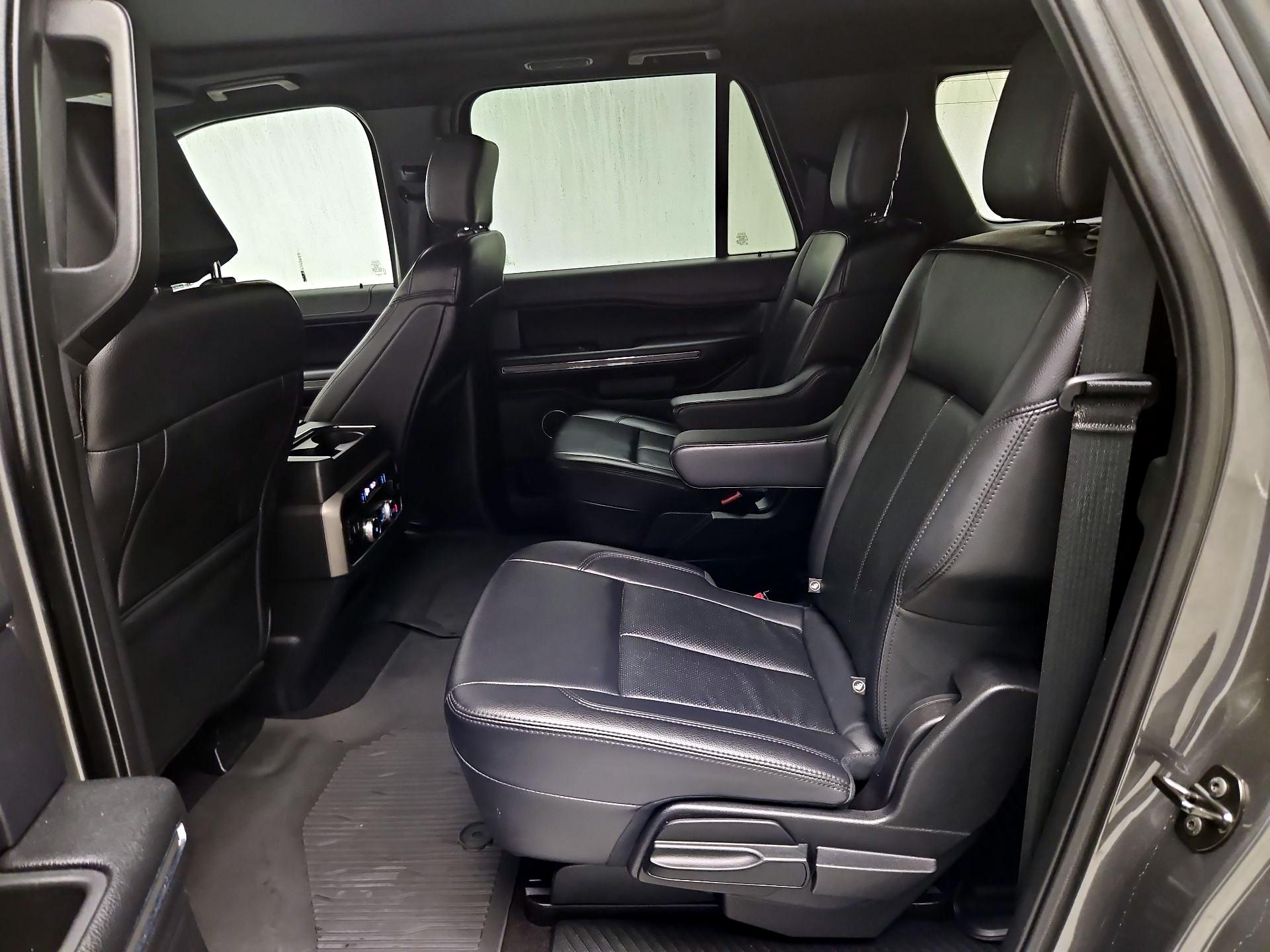 Thumbnail: 2020 Ford Expedition - 18