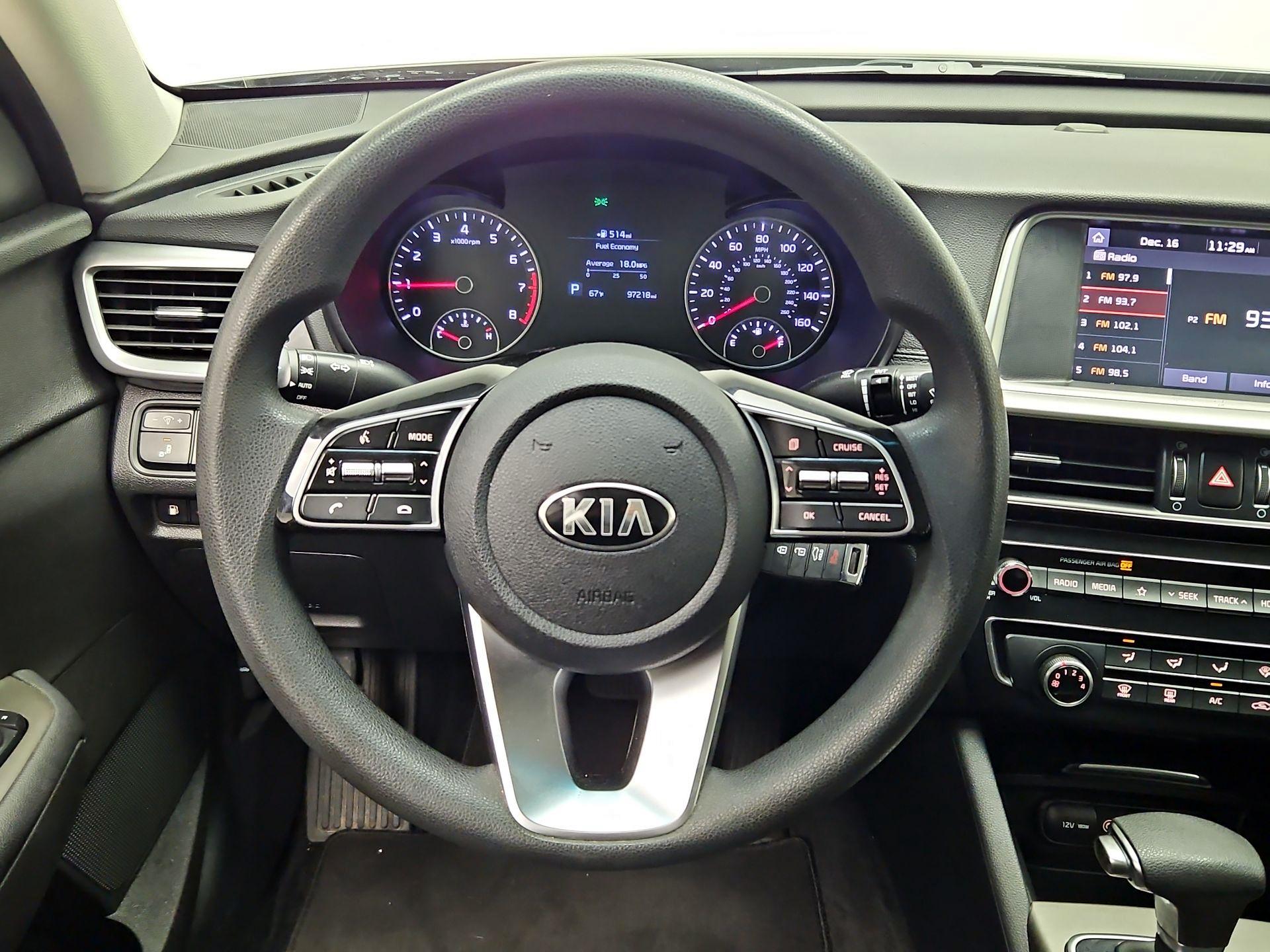 Thumbnail: 2020 Kia Optima - 10