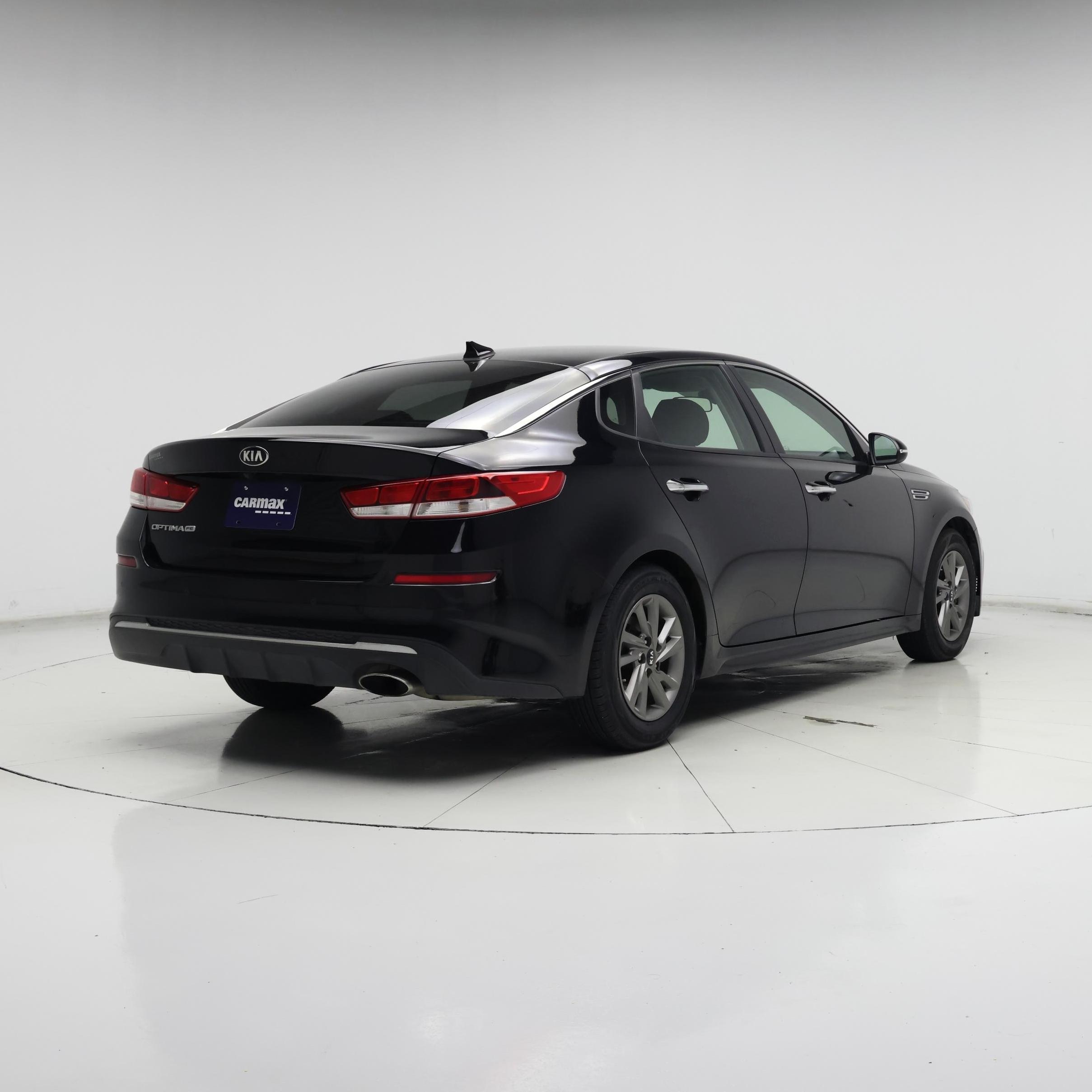 Thumbnail: 2020 Kia Optima - 8