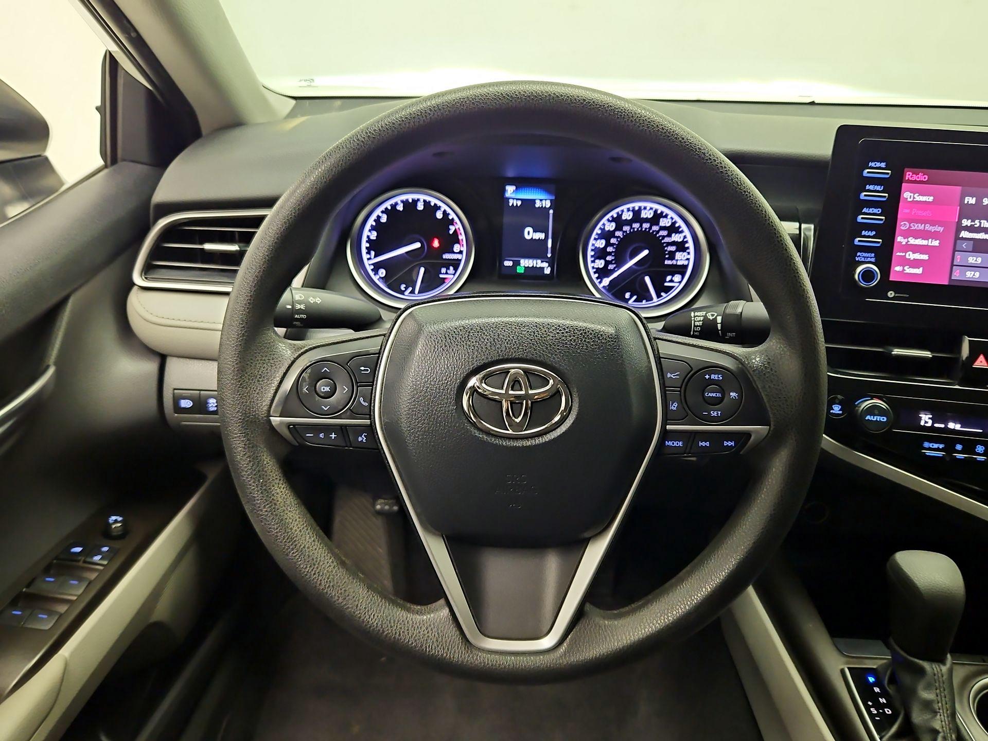 Thumbnail: 2022 Toyota Camry - 10