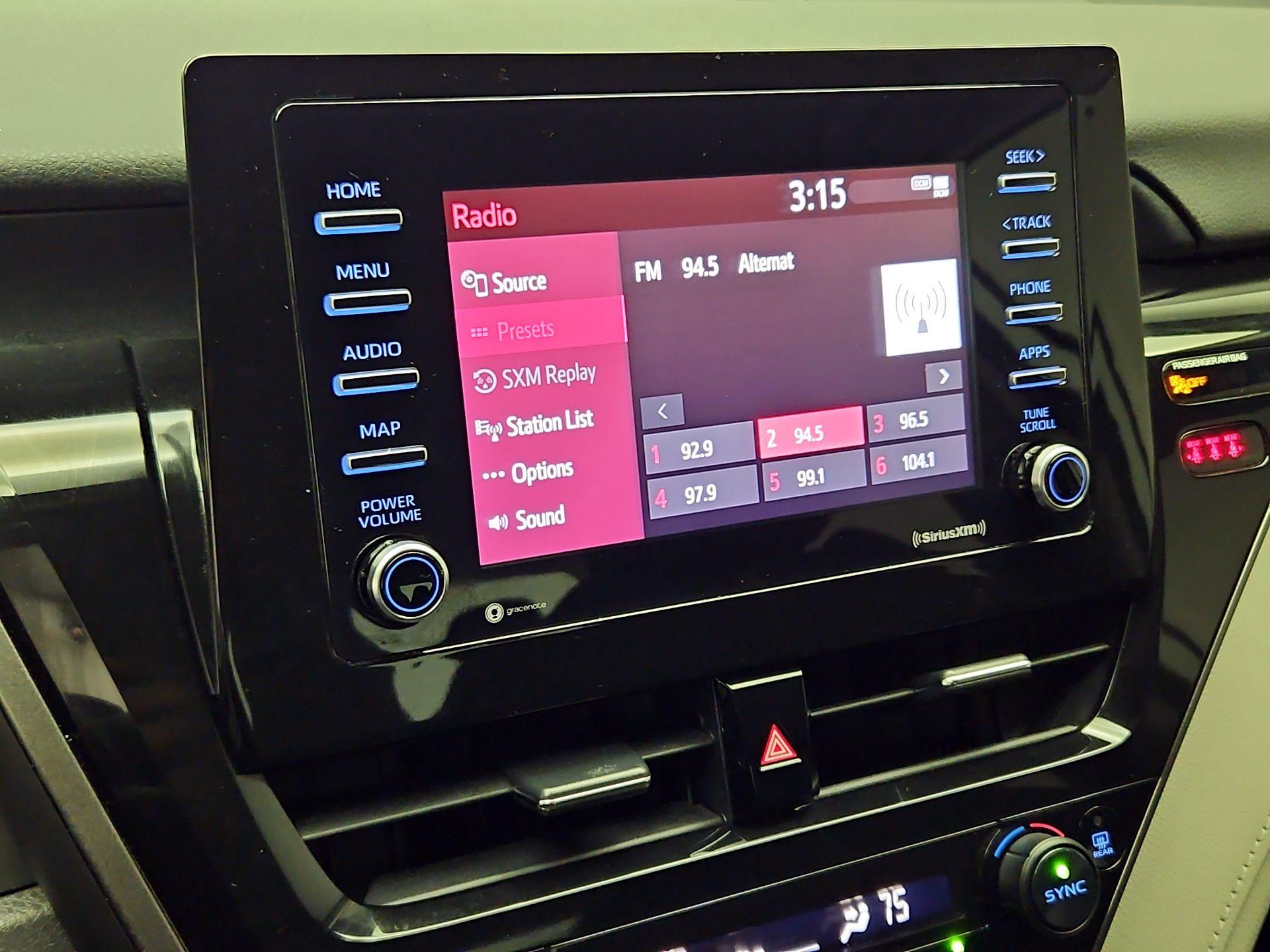 Thumbnail: 2022 Toyota Camry - 15