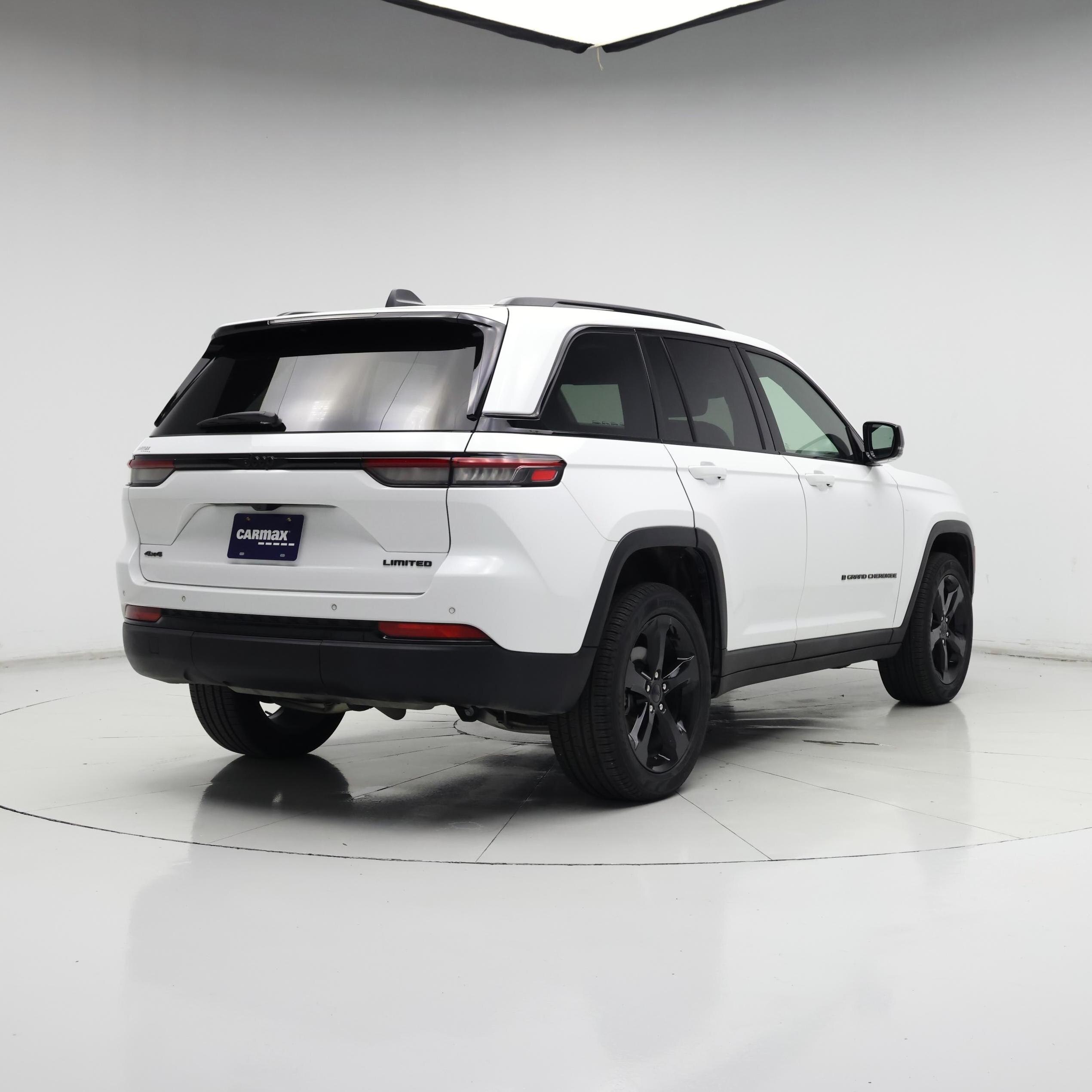 Thumbnail: 2024 Jeep Grand Cherokee - 8