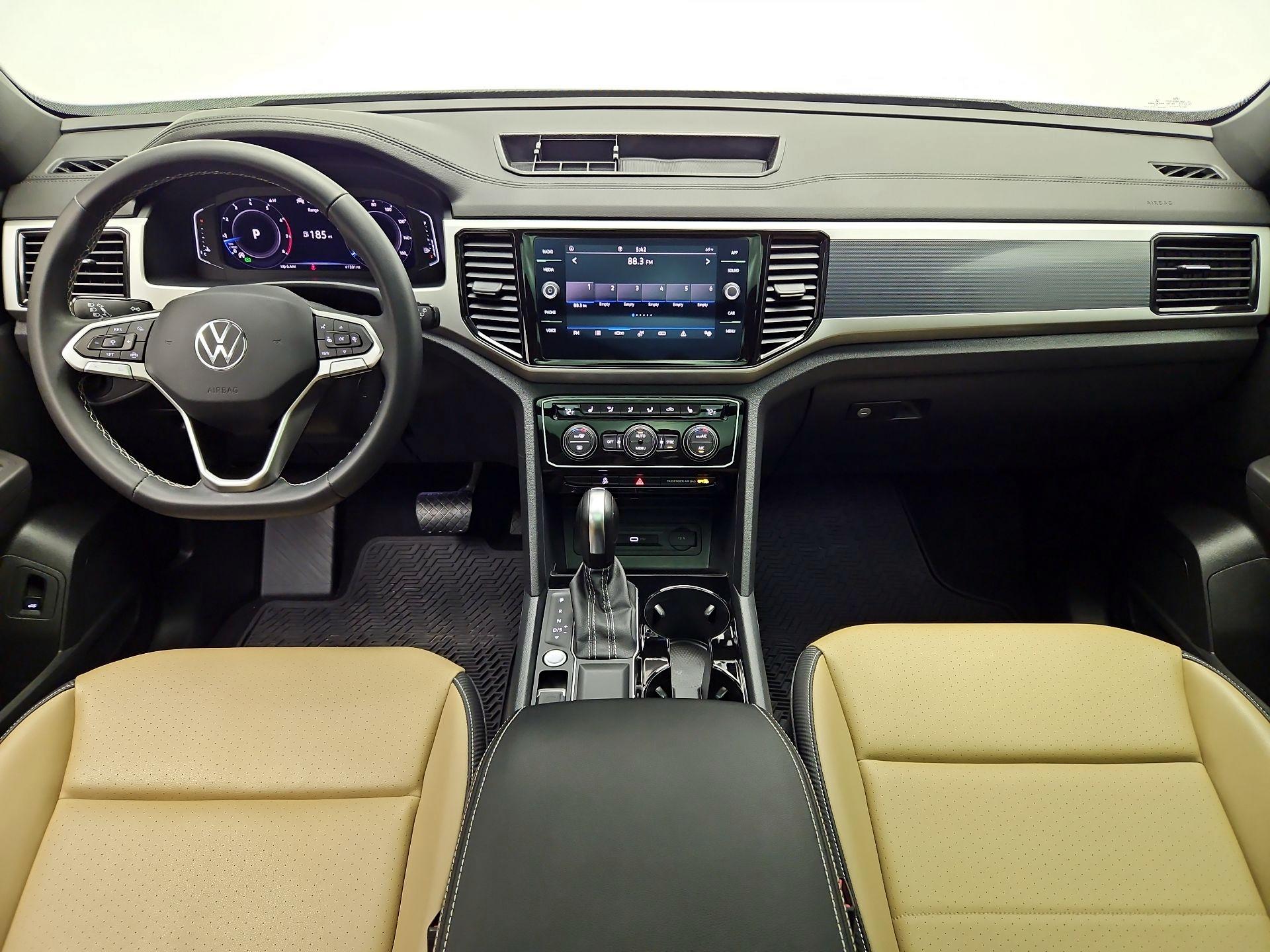 Thumbnail: 2023 Volkswagen Atlas - 9