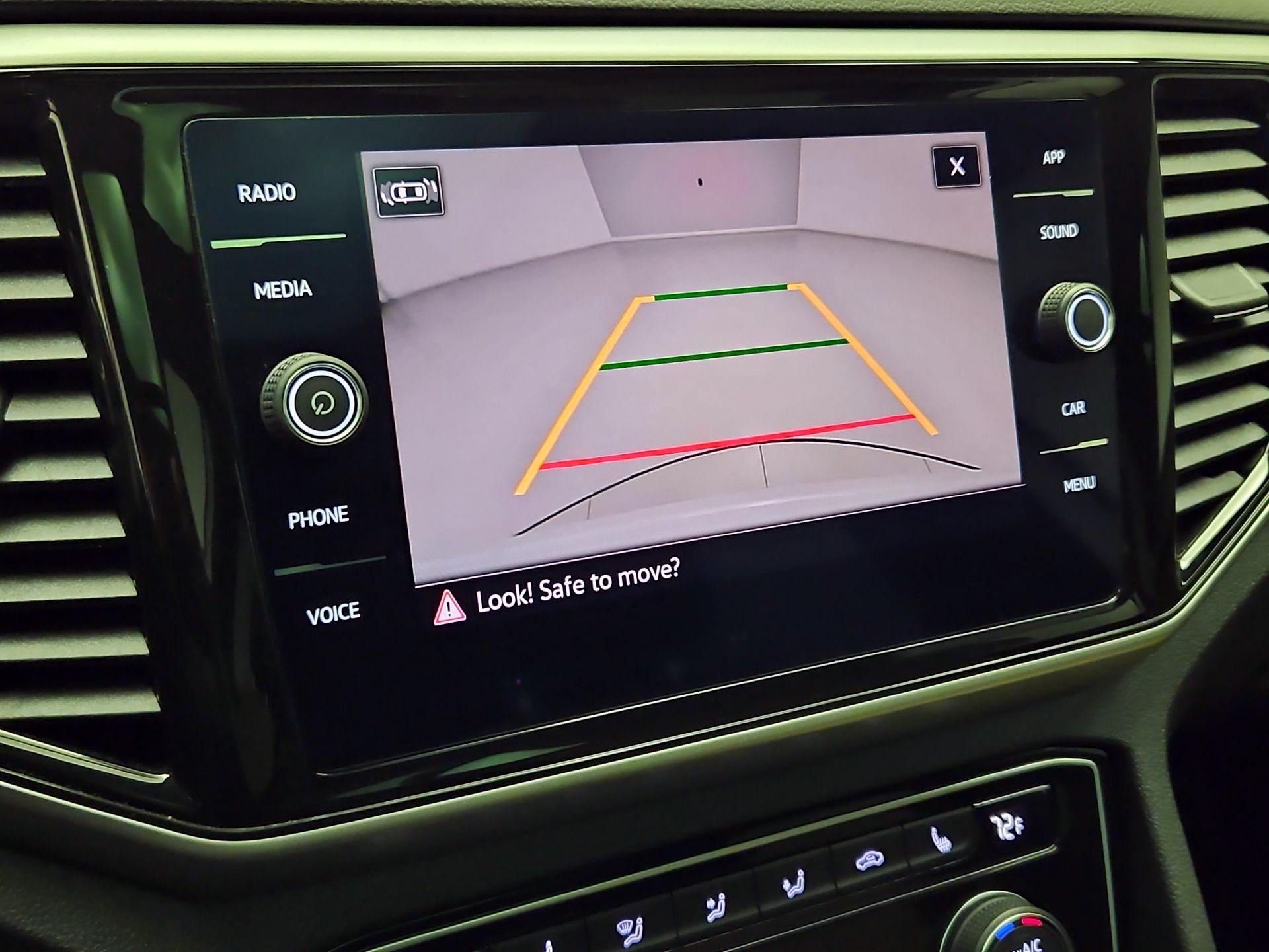 Thumbnail: 2023 Volkswagen Atlas - 14