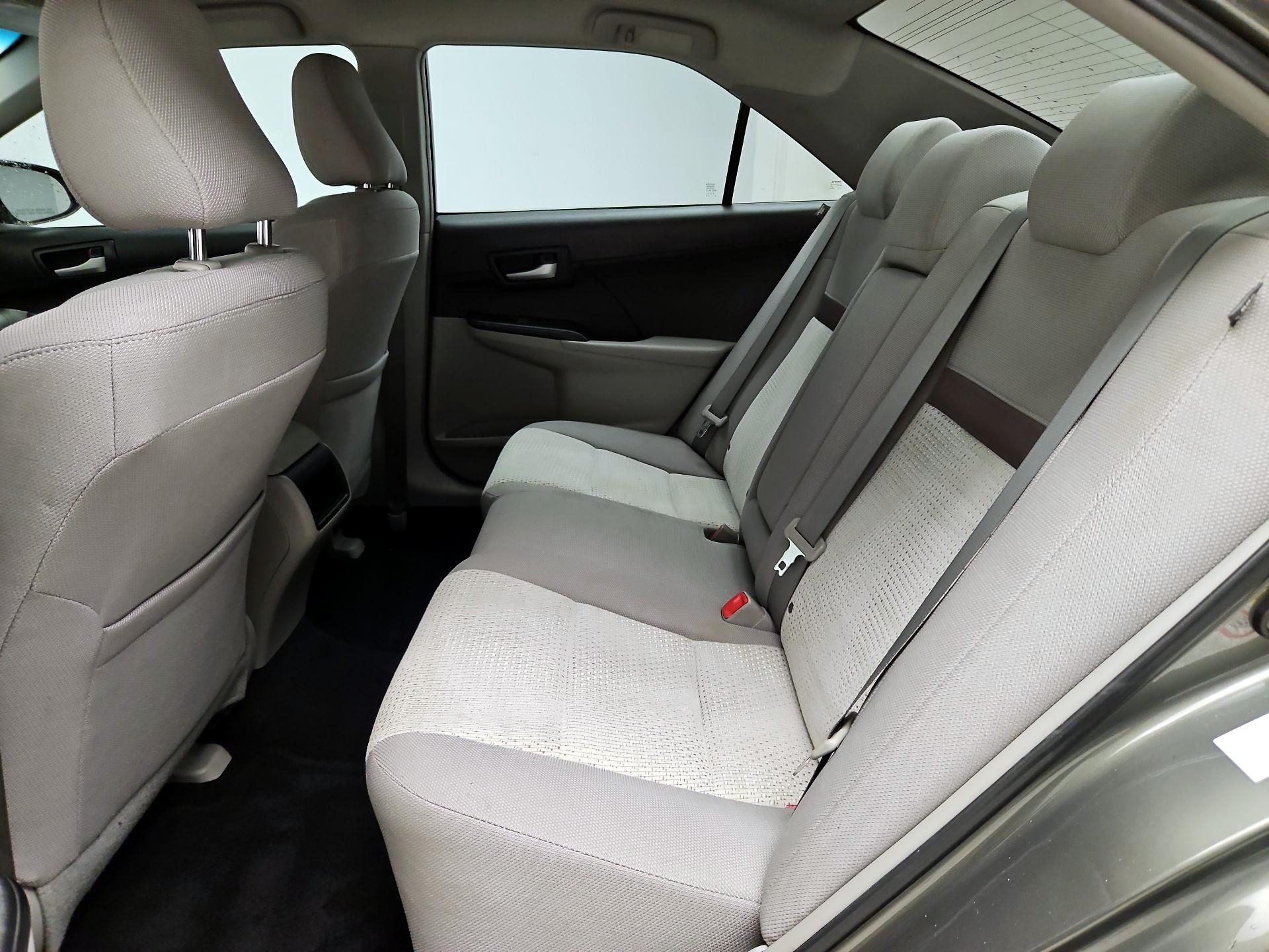 Thumbnail: 2014 Toyota Camry - 16