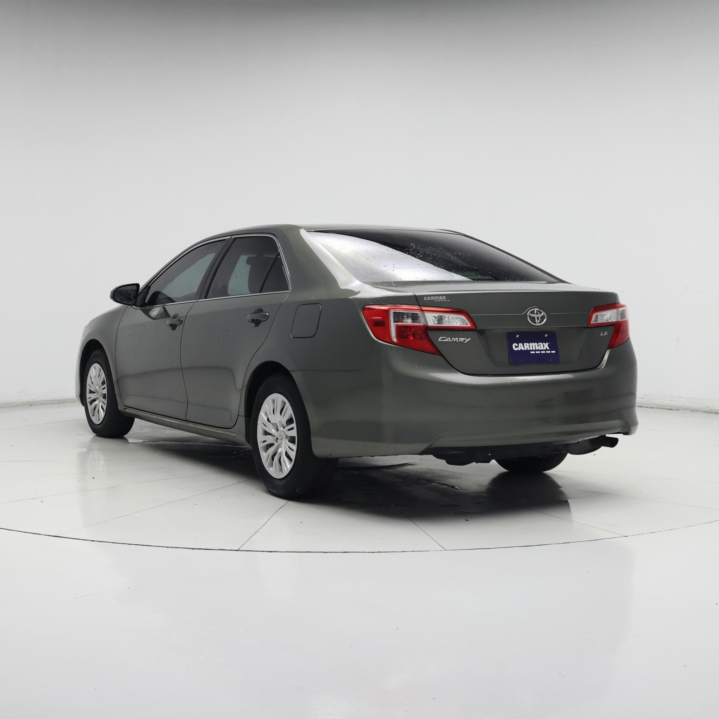 Thumbnail: 2014 Toyota Camry - 2