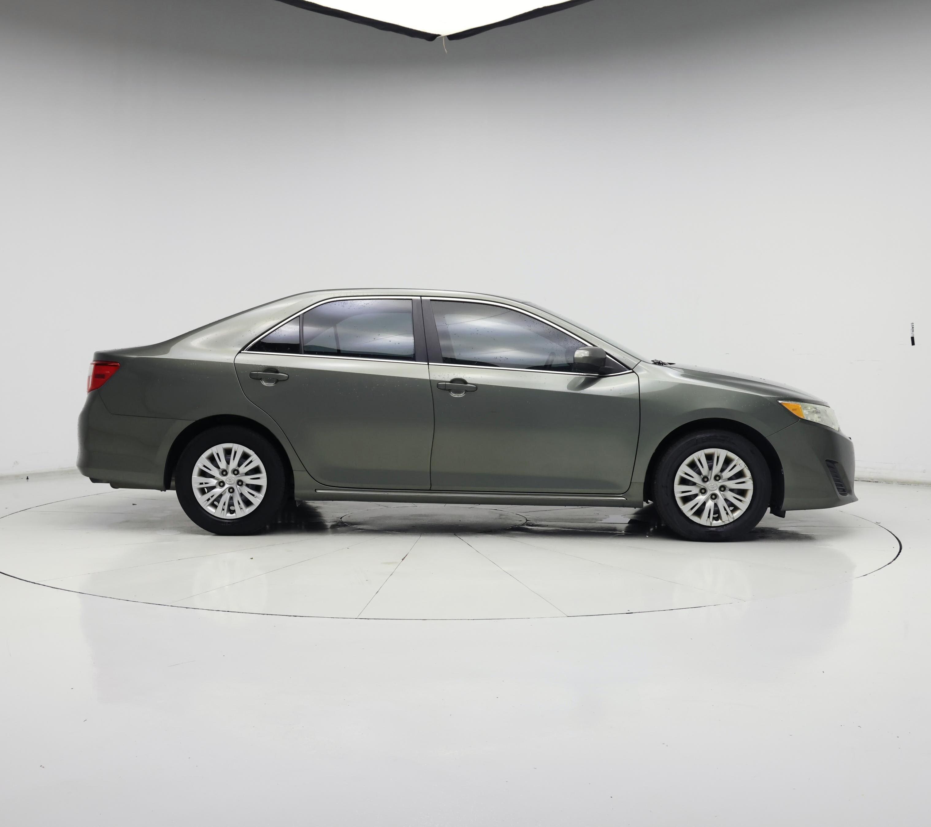 Thumbnail: 2014 Toyota Camry - 7