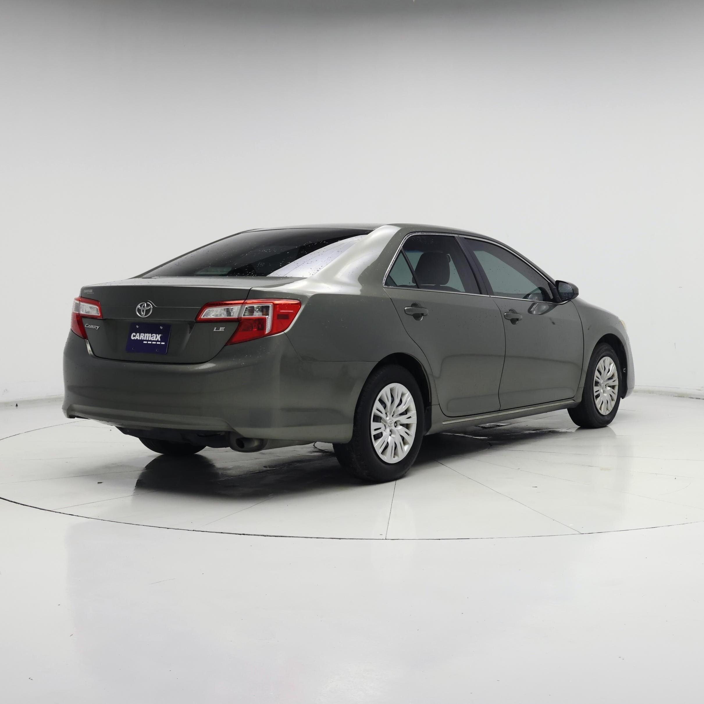 Thumbnail: 2014 Toyota Camry - 8