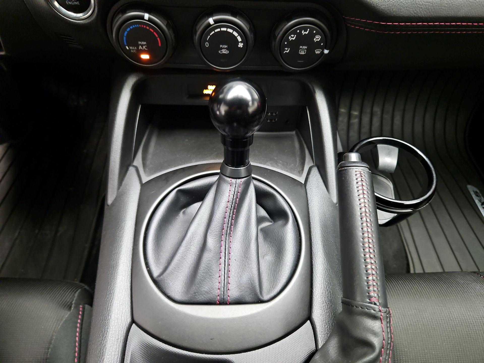 Thumbnail: 2016 Mazda MX-5 Miata - 16