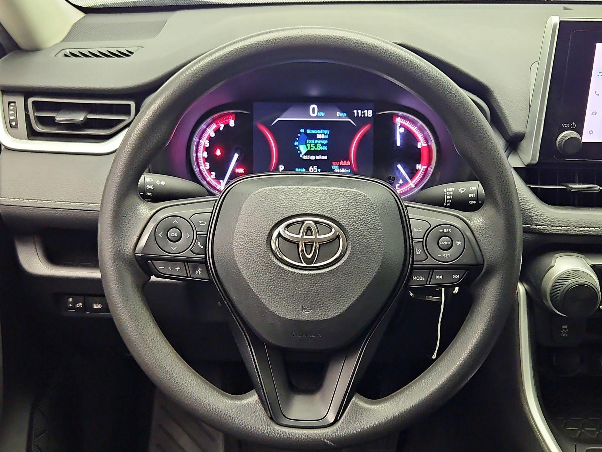 Thumbnail: 2023 Toyota RAV4 - 10