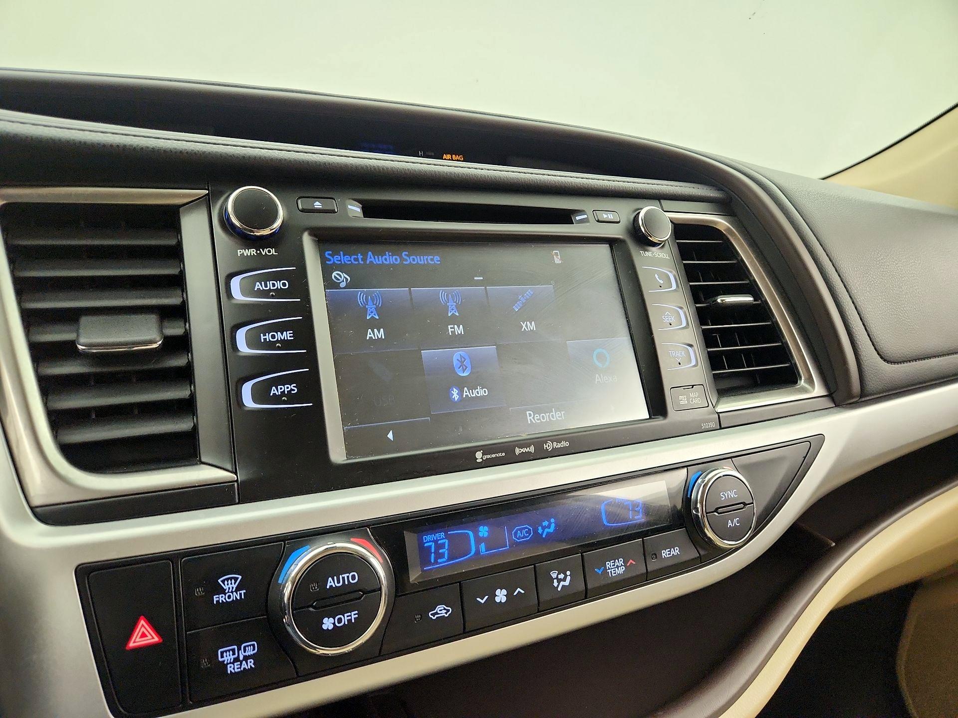 Thumbnail: 2019 Toyota Highlander - 13