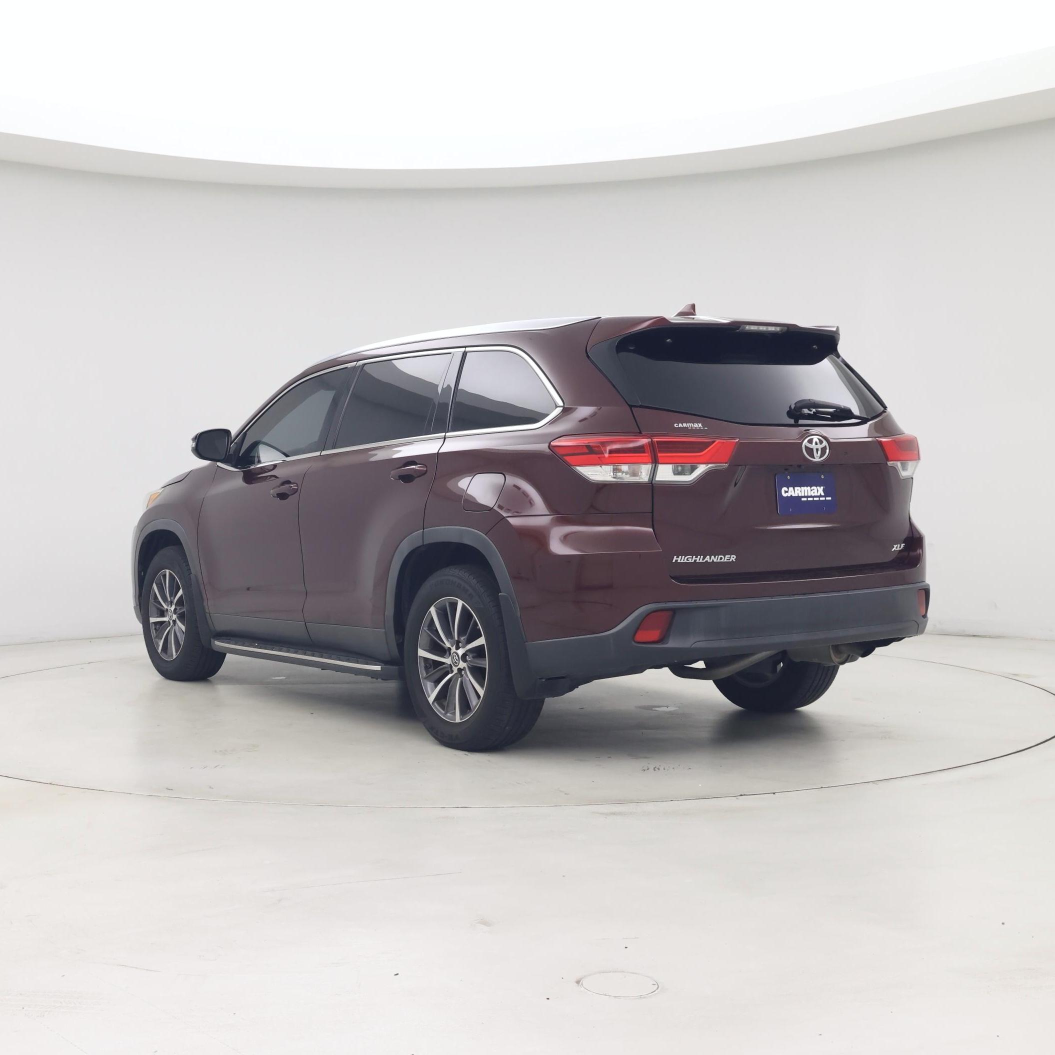 Thumbnail: 2019 Toyota Highlander - 2