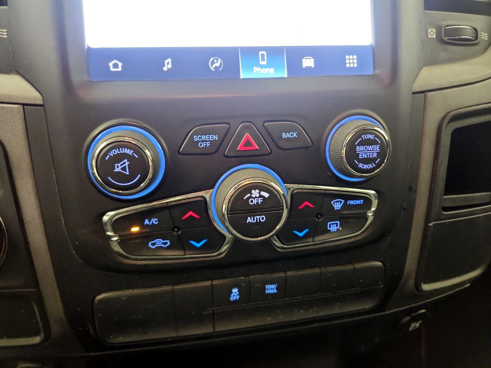 Thumbnail: 2022 RAM 1500 Classic - 16