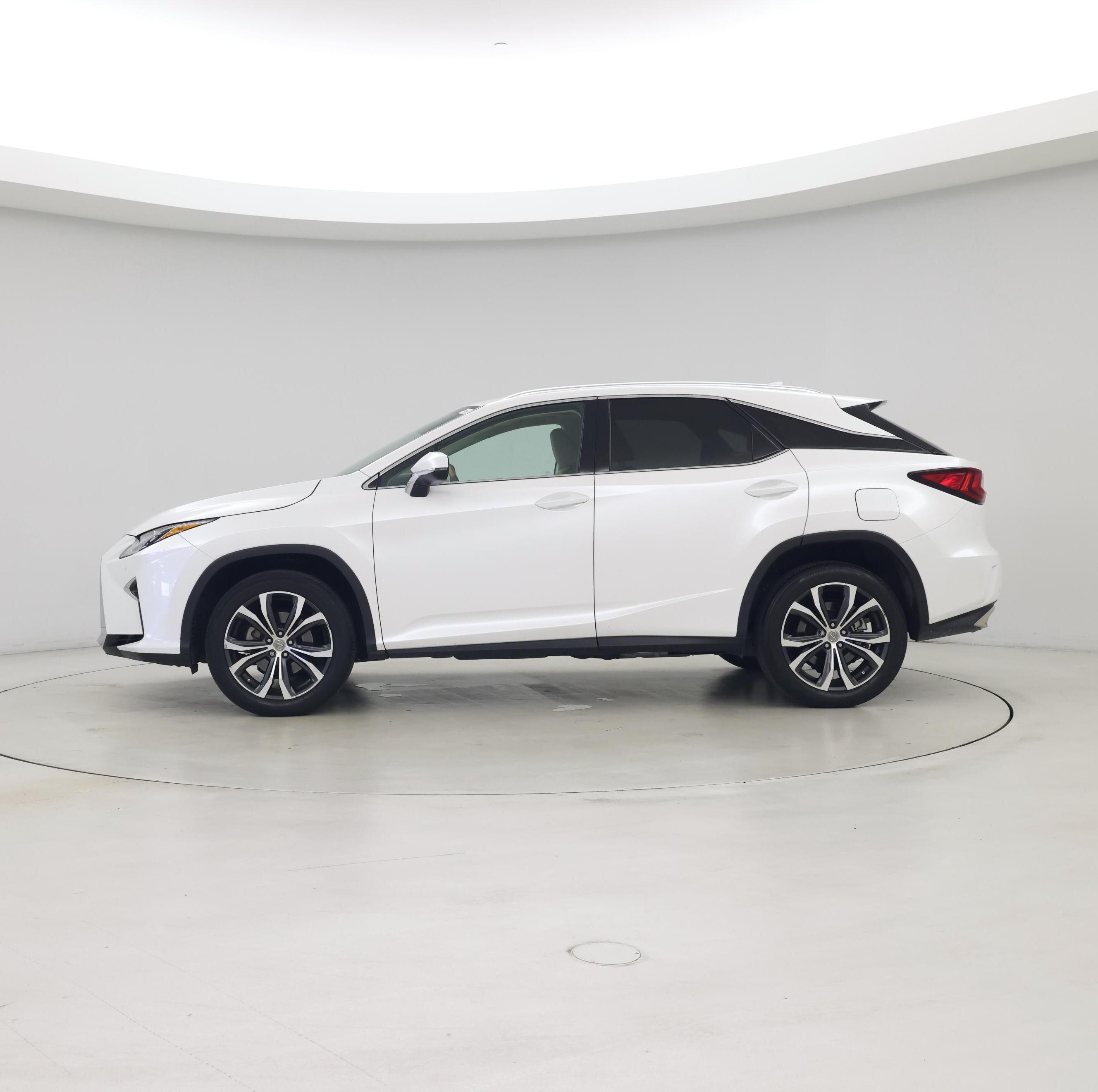 Thumbnail: 2017 Lexus RX - 3