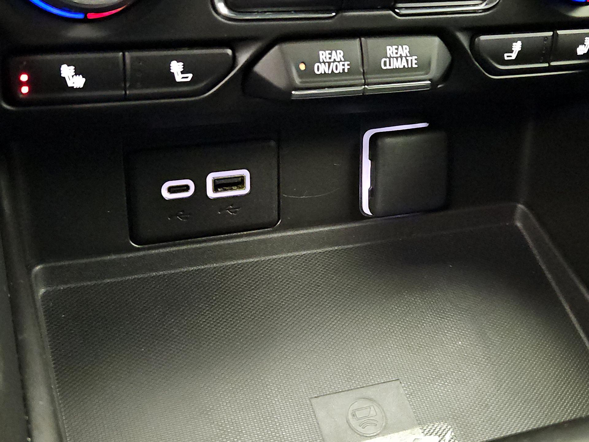 Thumbnail: 2023 Chevrolet Tahoe - 18