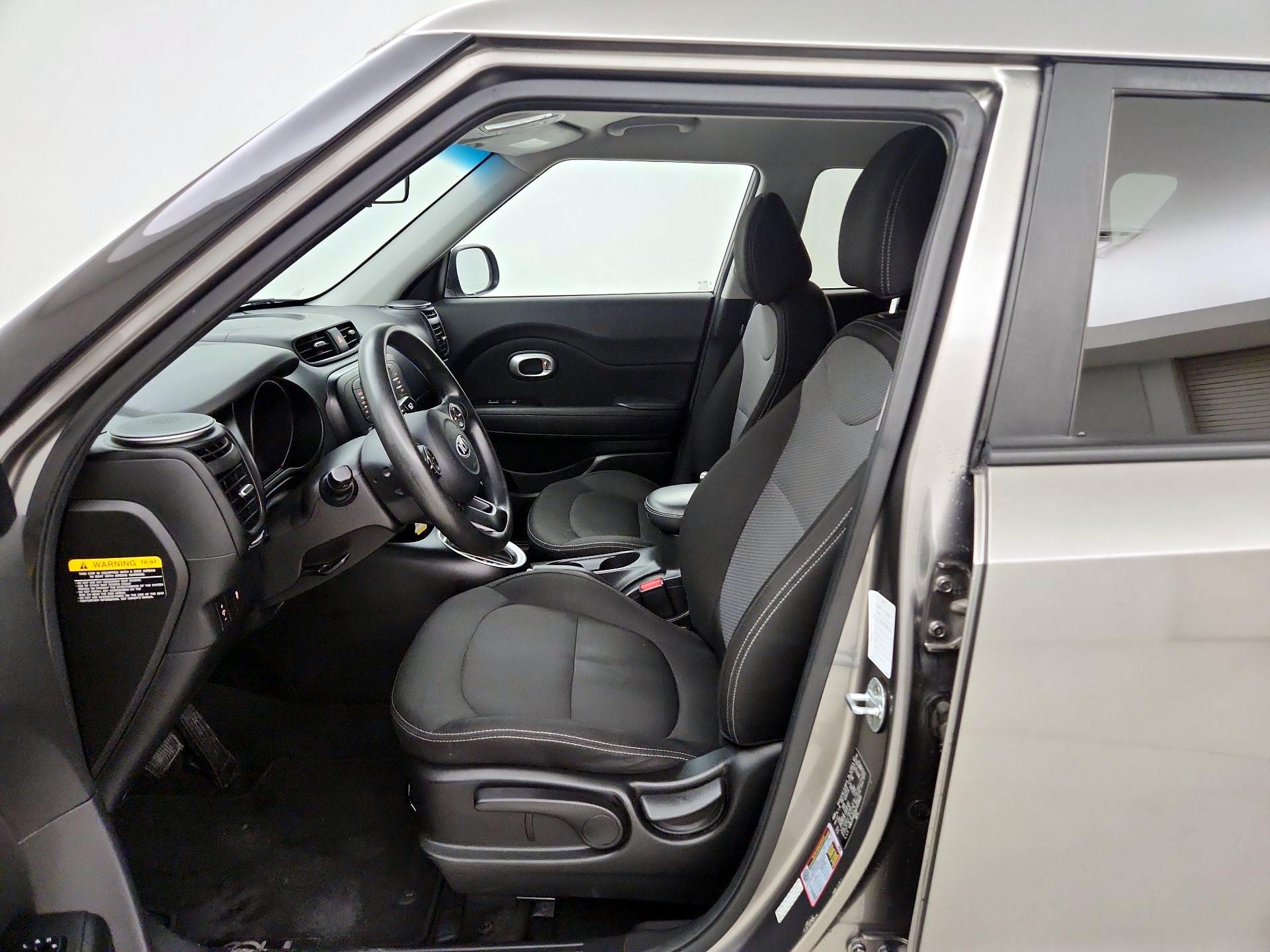 Thumbnail: 2017 Kia Soul - 11