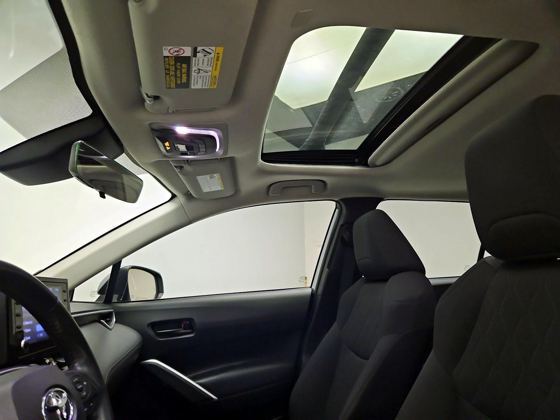 Thumbnail: 2022 Toyota Corolla Cross - 19