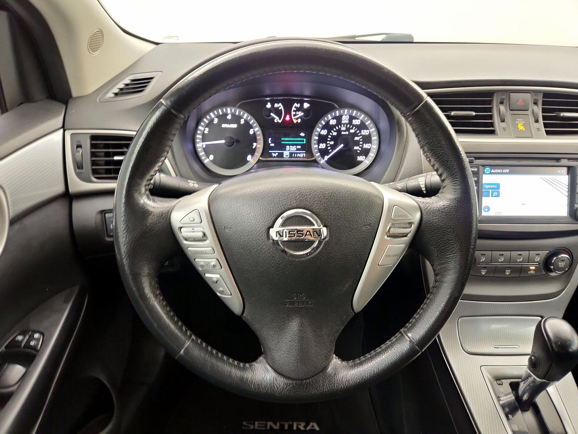 Thumbnail: 2014 Nissan Sentra - 10