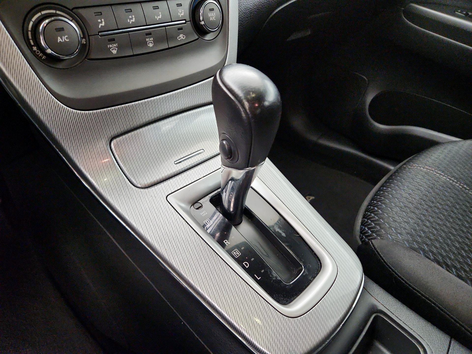 Thumbnail: 2014 Nissan Sentra - 15