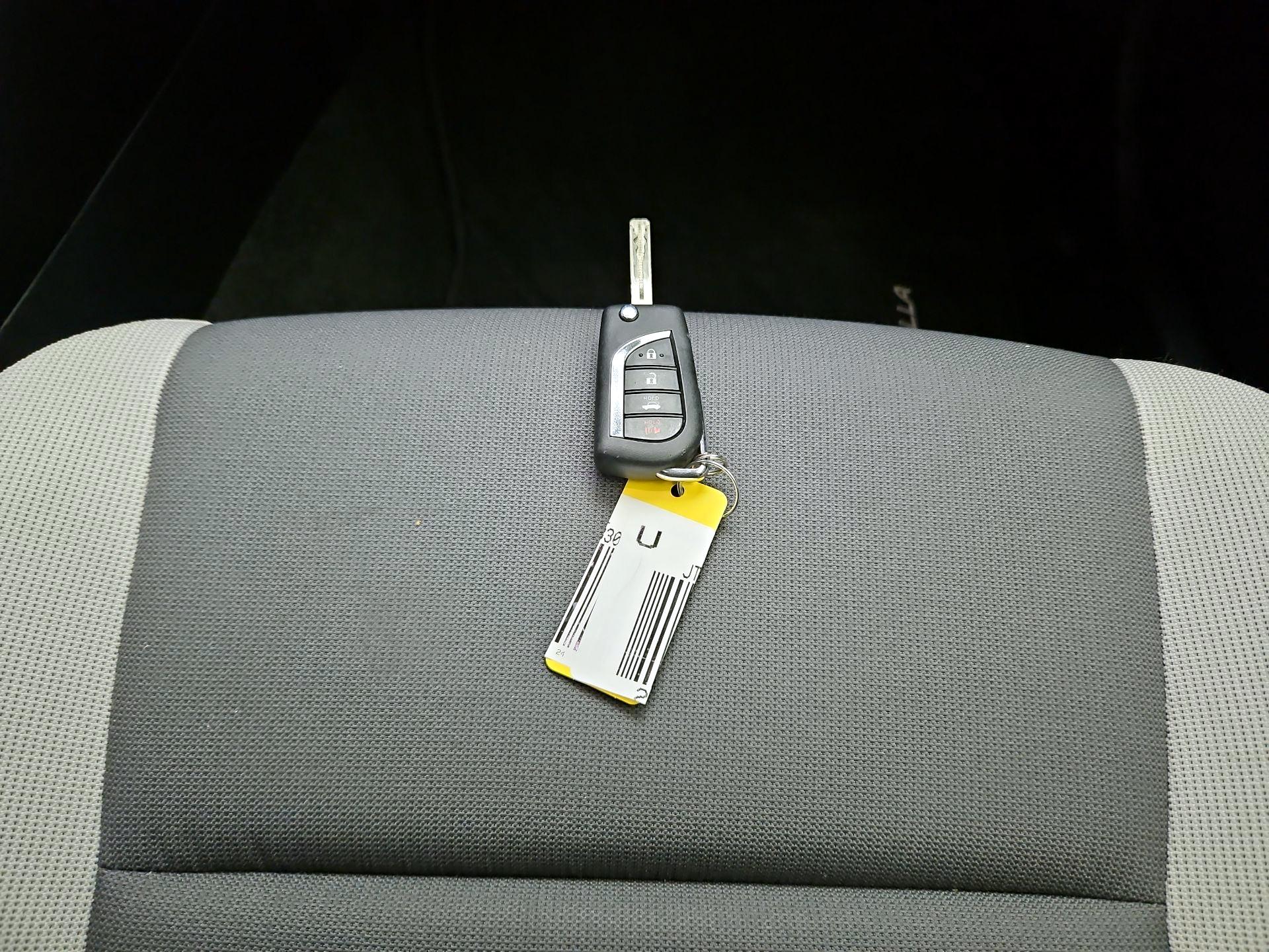 Thumbnail: 2024 Toyota Corolla - 20