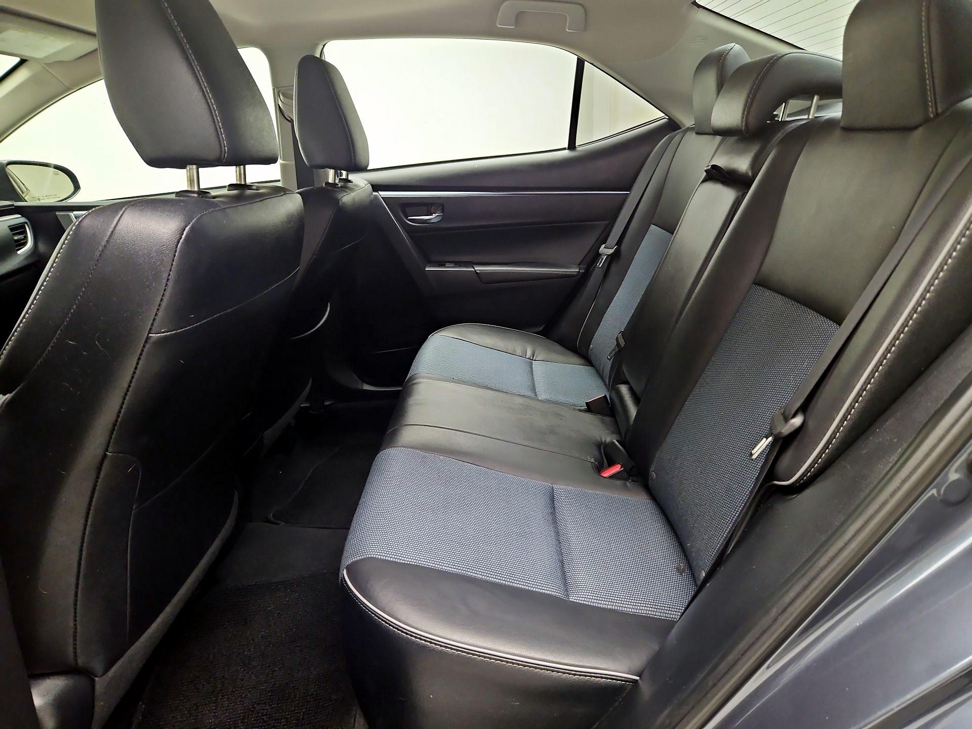 Thumbnail: 2015 Toyota Corolla - 17