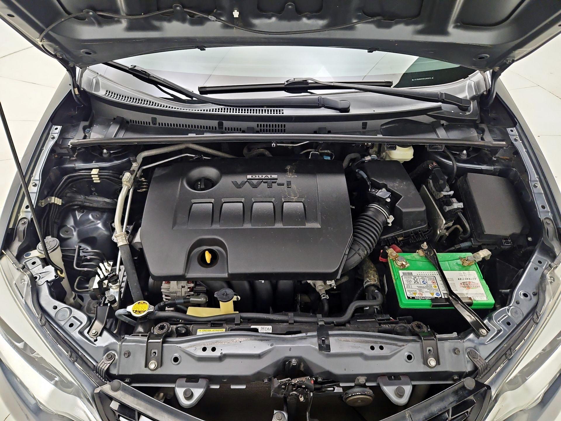 Thumbnail: 2015 Toyota Corolla - 19