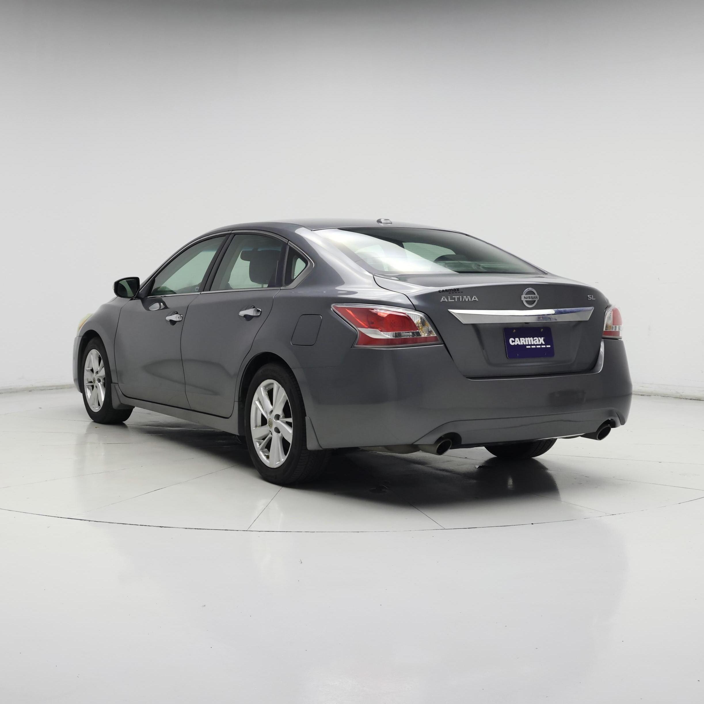 Thumbnail: 2015 Nissan Altima - 2