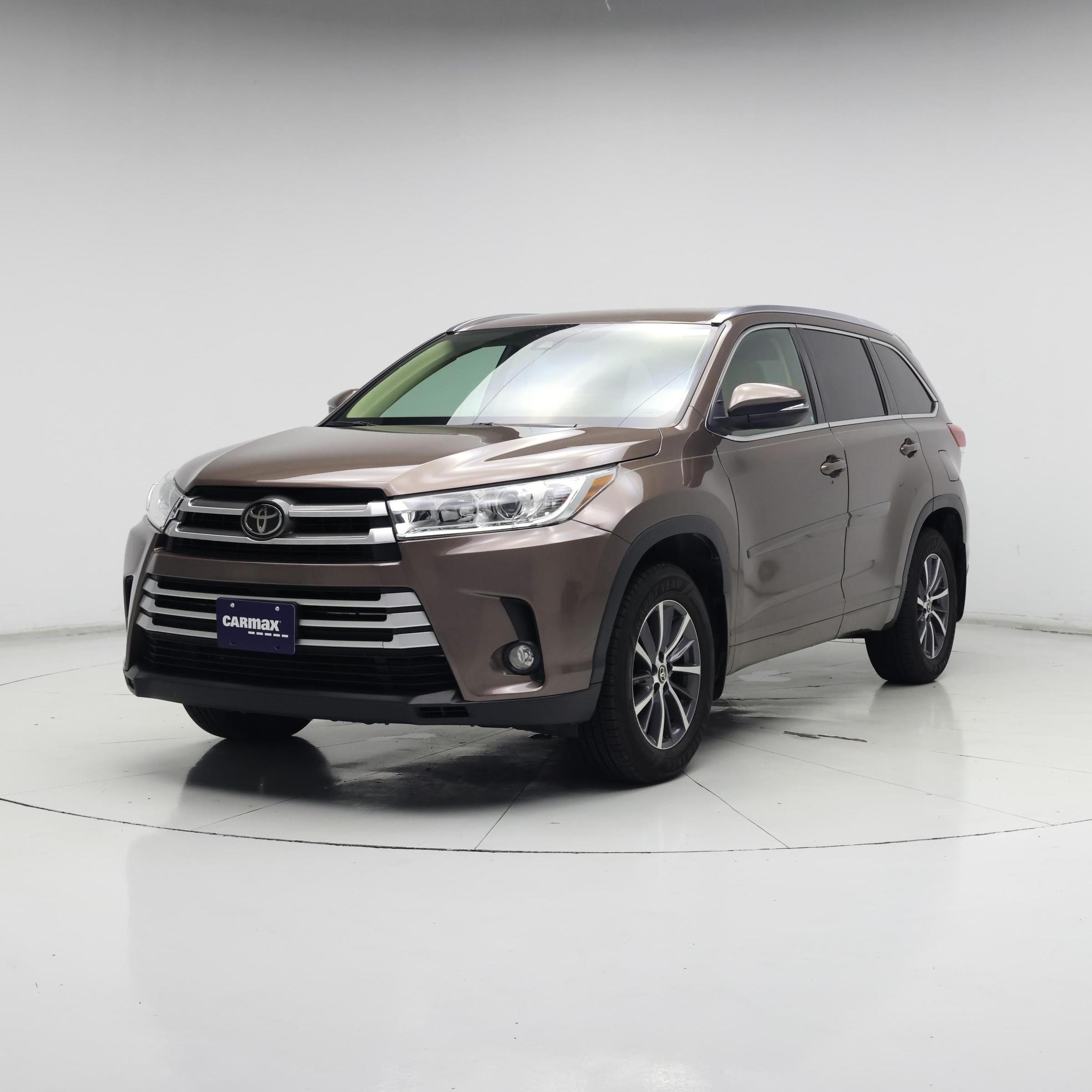 Thumbnail: 2018 Toyota Highlander - 4