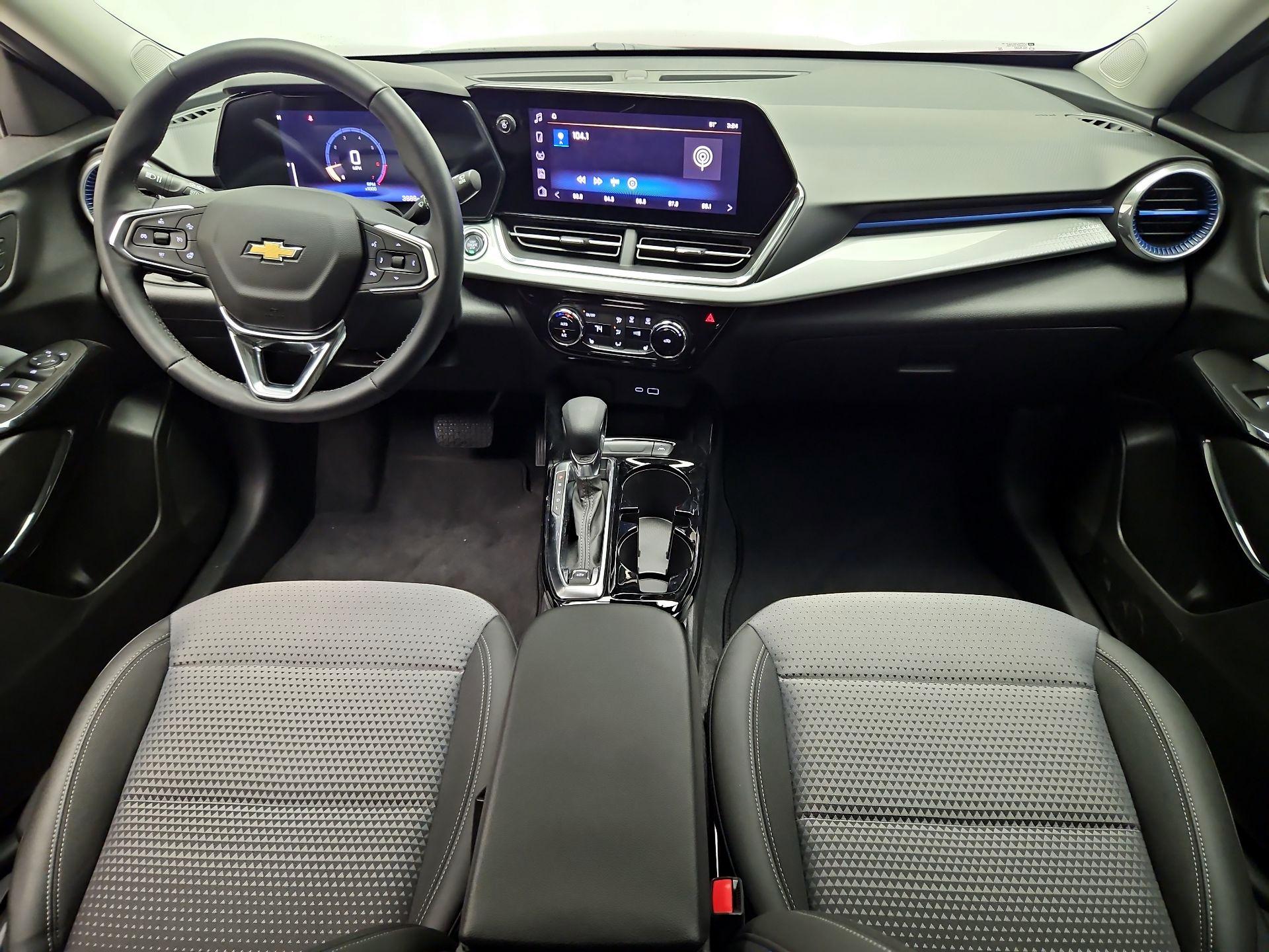 Thumbnail: 2025 Chevrolet Trax - 9