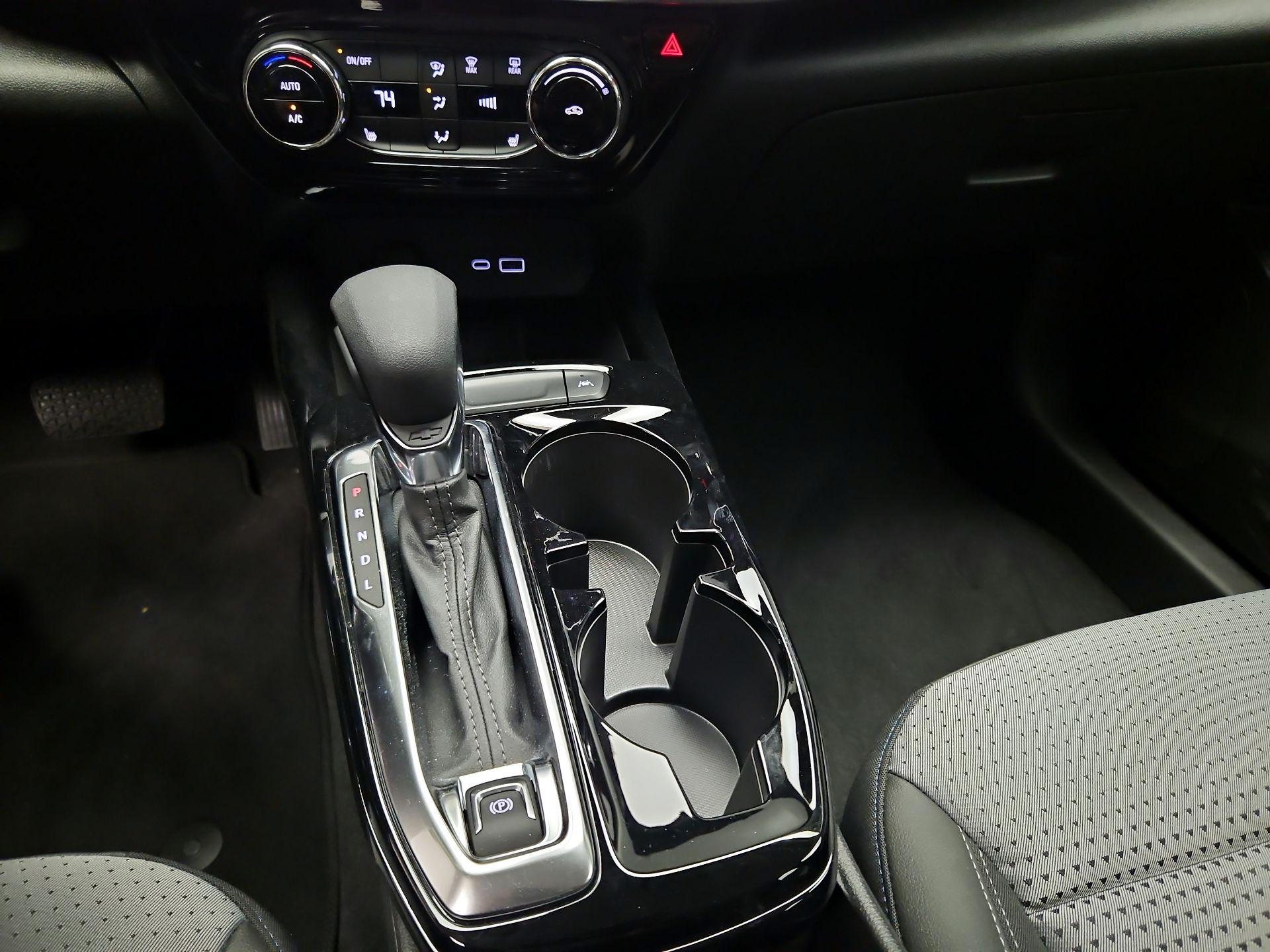 Thumbnail: 2025 Chevrolet Trax - 16