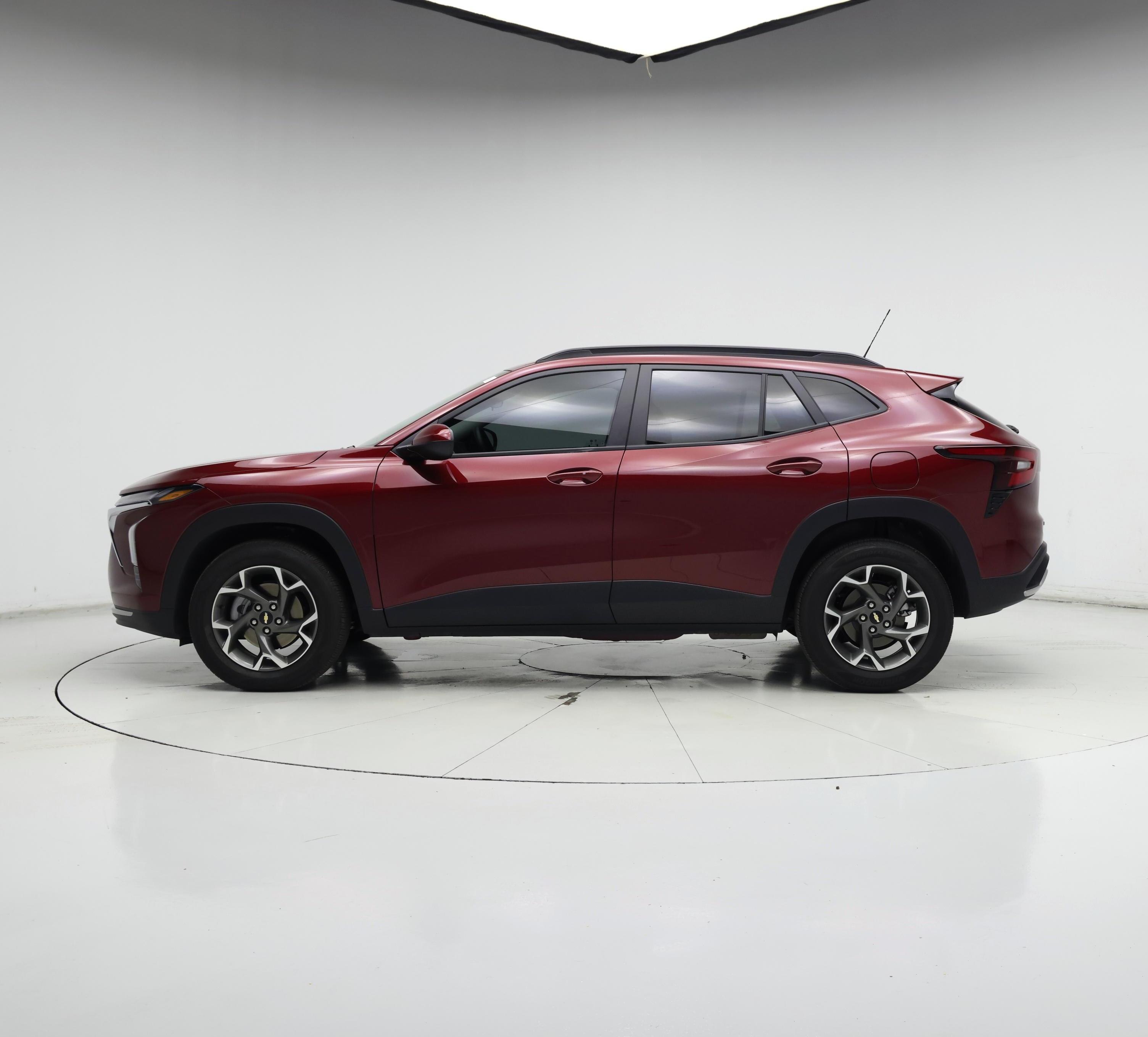 Thumbnail: 2025 Chevrolet Trax - 3