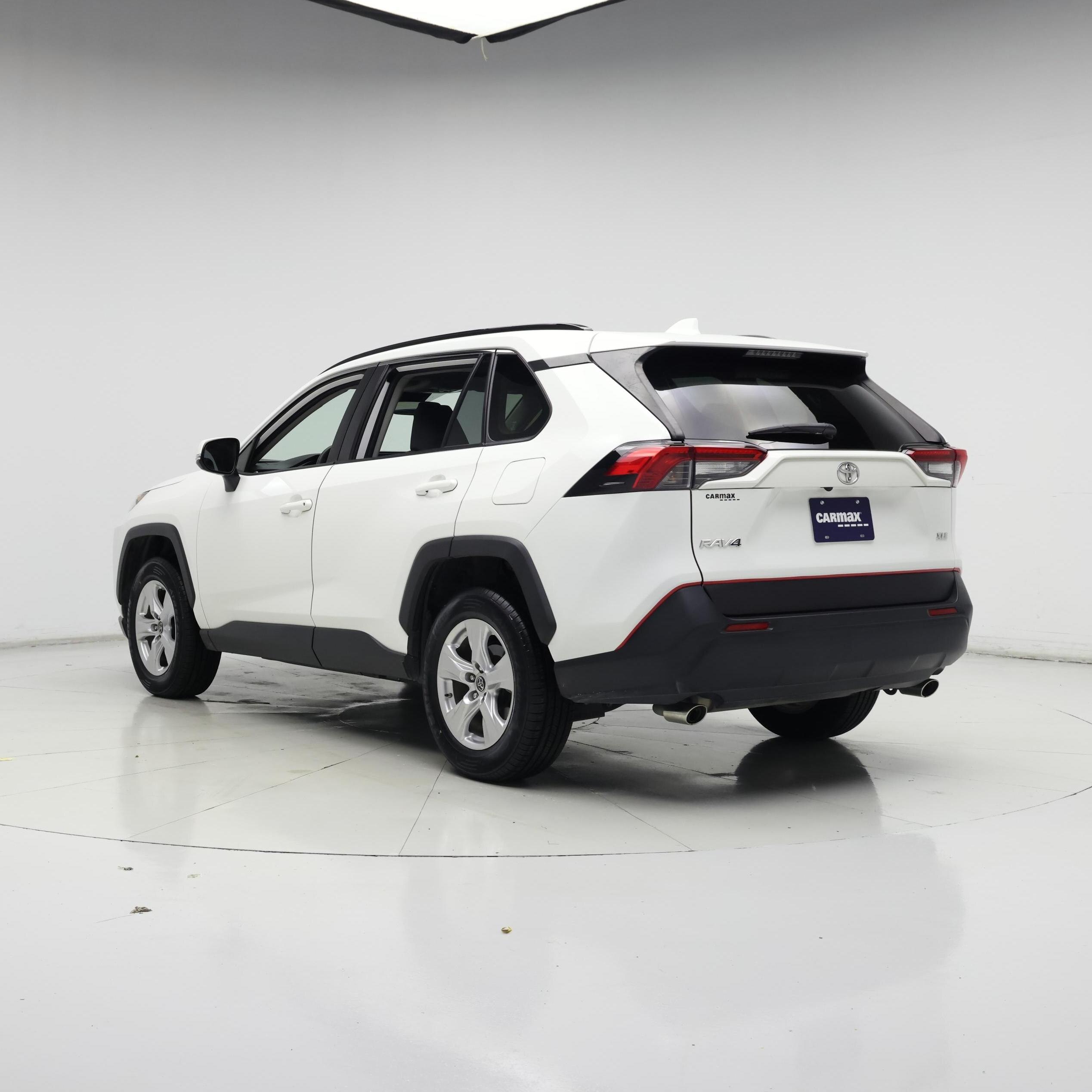 Thumbnail: 2019 Toyota RAV4 - 2